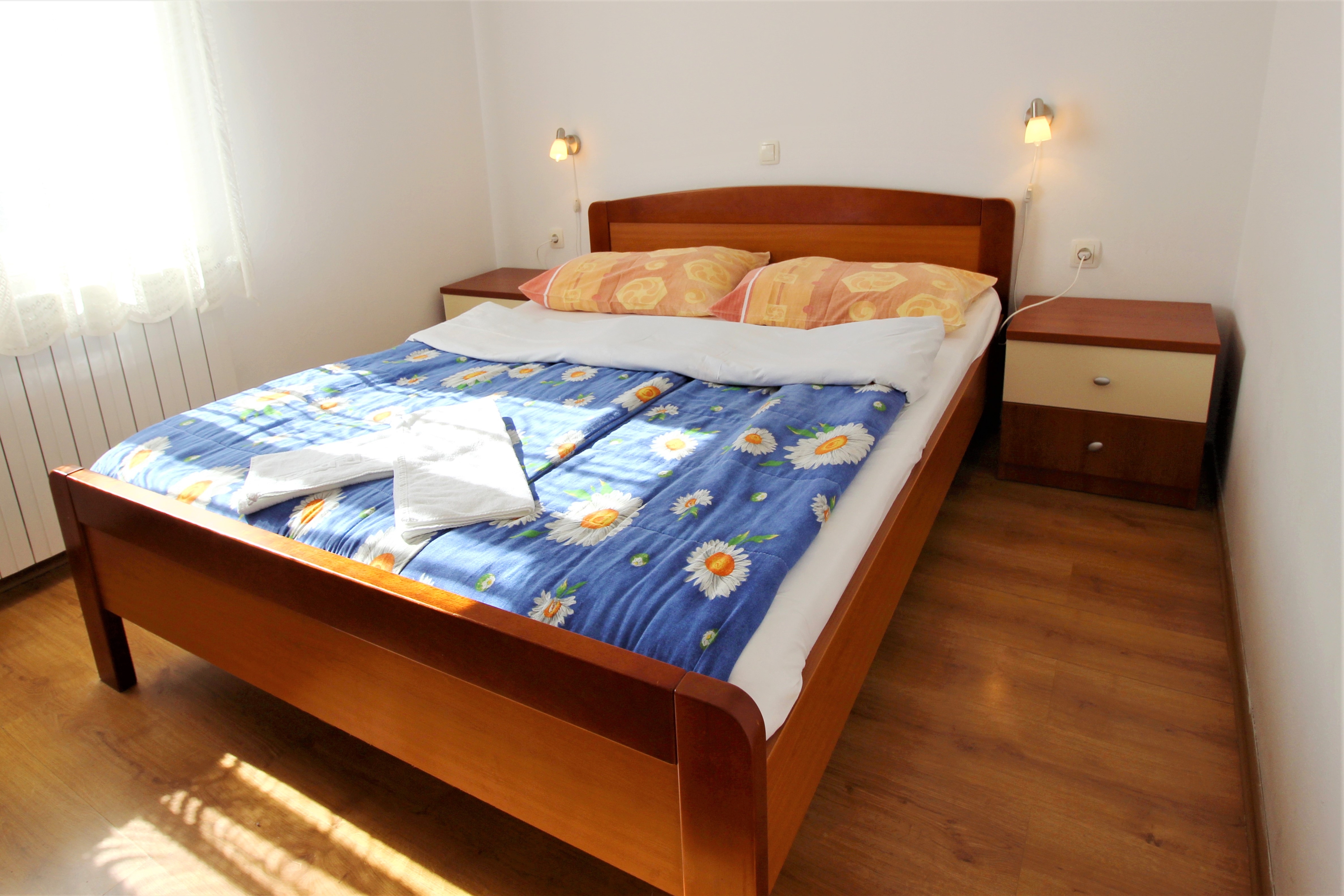 Three bedroom apartment with balcony Baška, Krk  A-a
