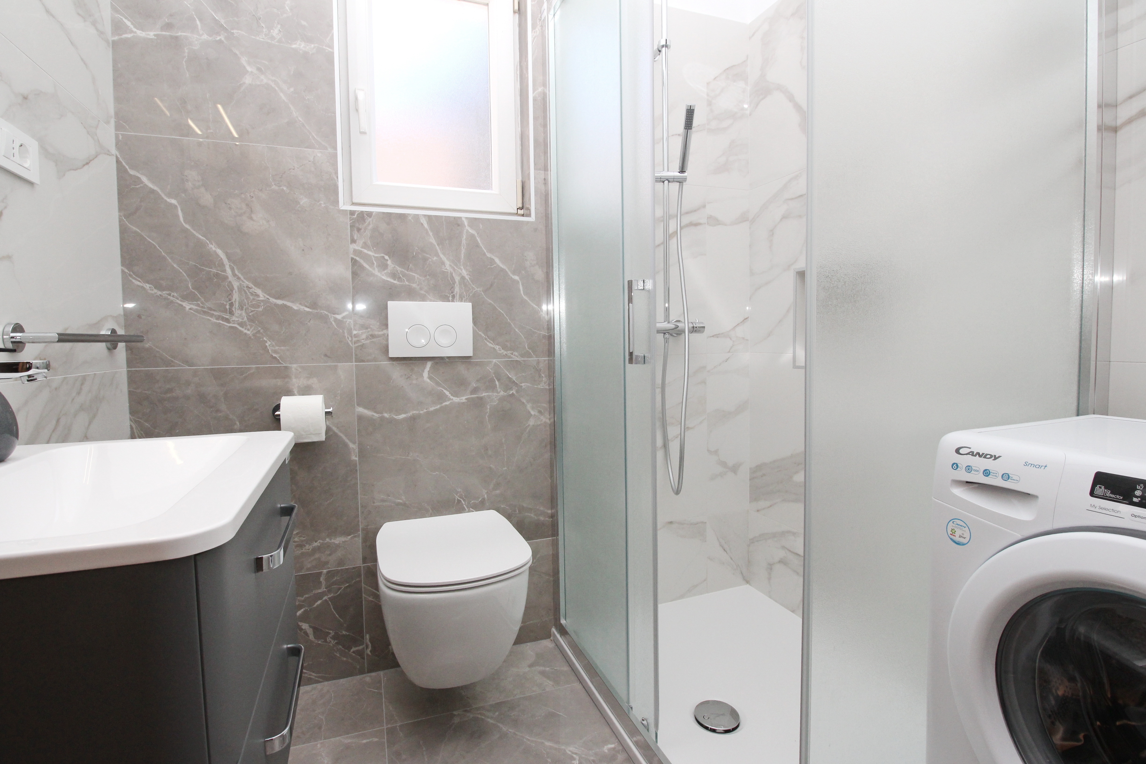 One bedroom apartment with balcony Baška, Krk  A-c