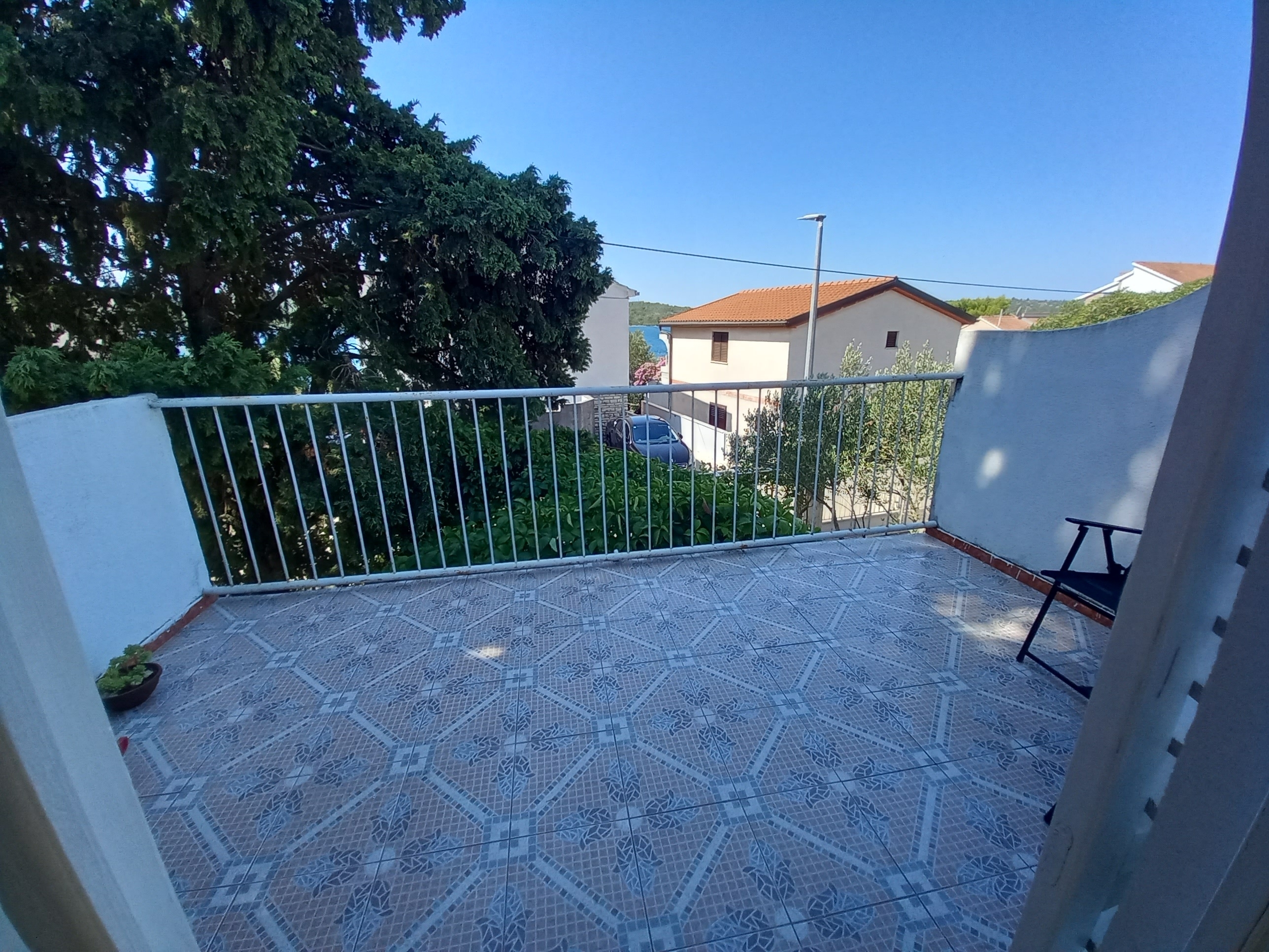 One bedroom apartment with terrace and sea view Pirovac, Šibenik  A-a