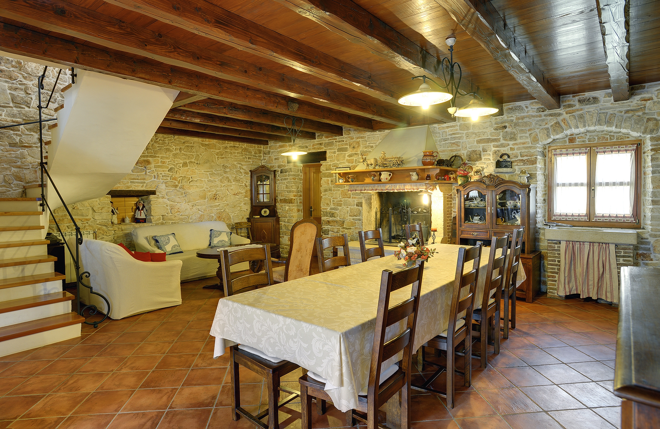 Top Pula Valtura Top Pula Valtura