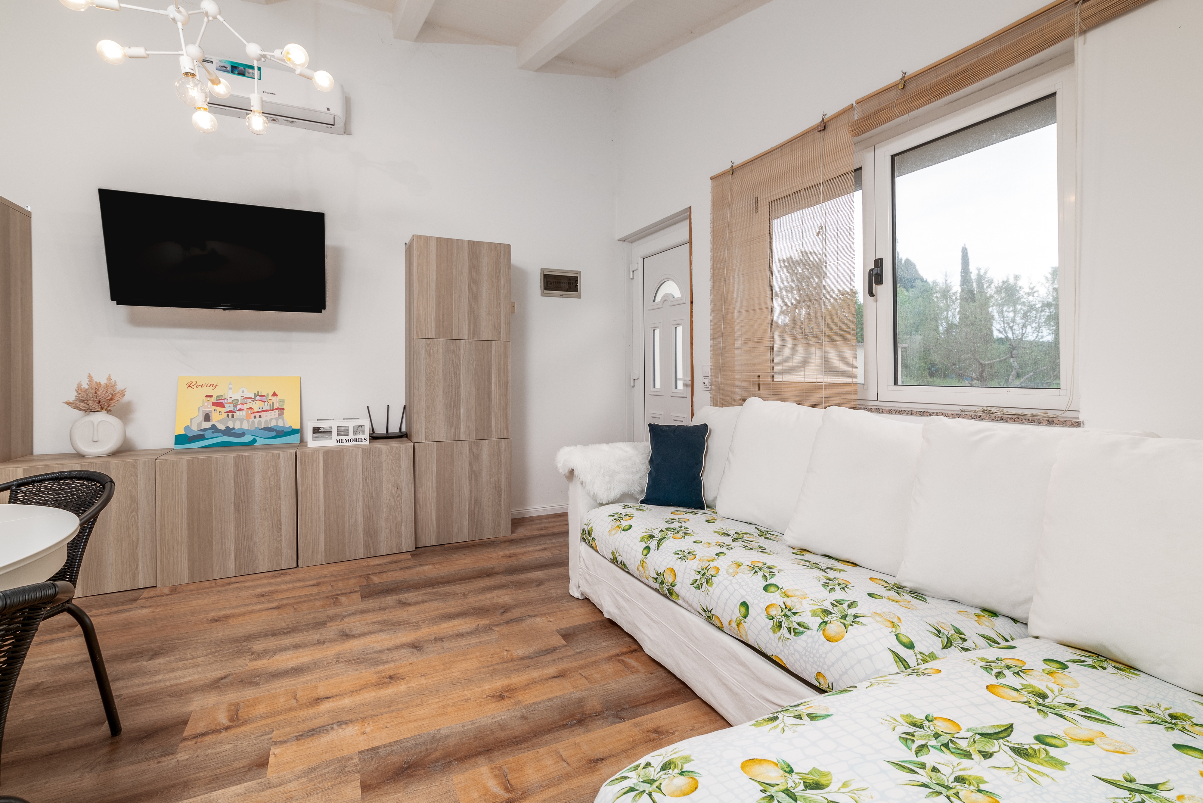 Studio flat with terrace Rovinj (AS-22740-a) Studio flat with terrace Rovinj (AS-22740-a)