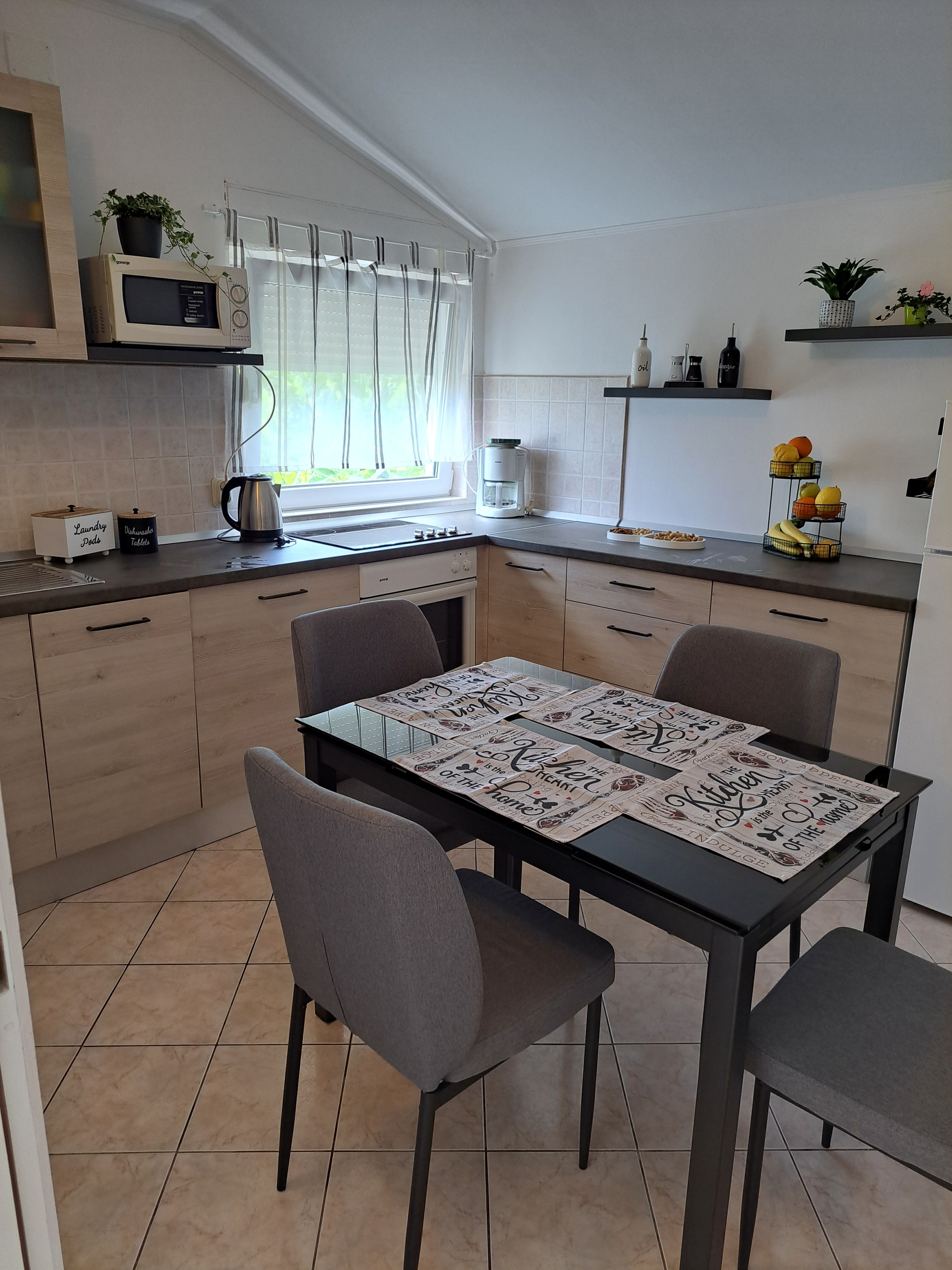 Two bedroom apartment with balcony Palit, Rab (A-22743-a) Two bedroom apartment with balcony Palit, Rab (A-22743-a)