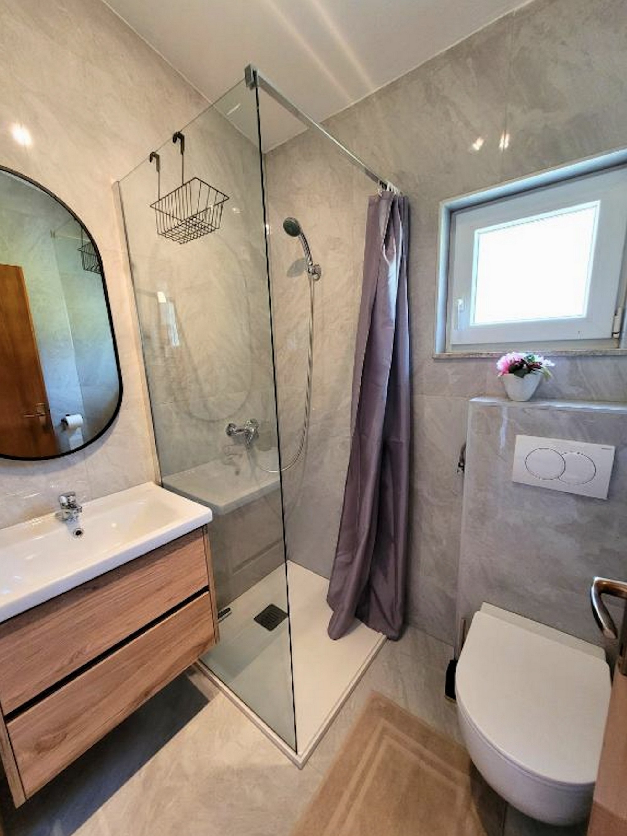 One bedroom apartment with terrace Vir  A-b