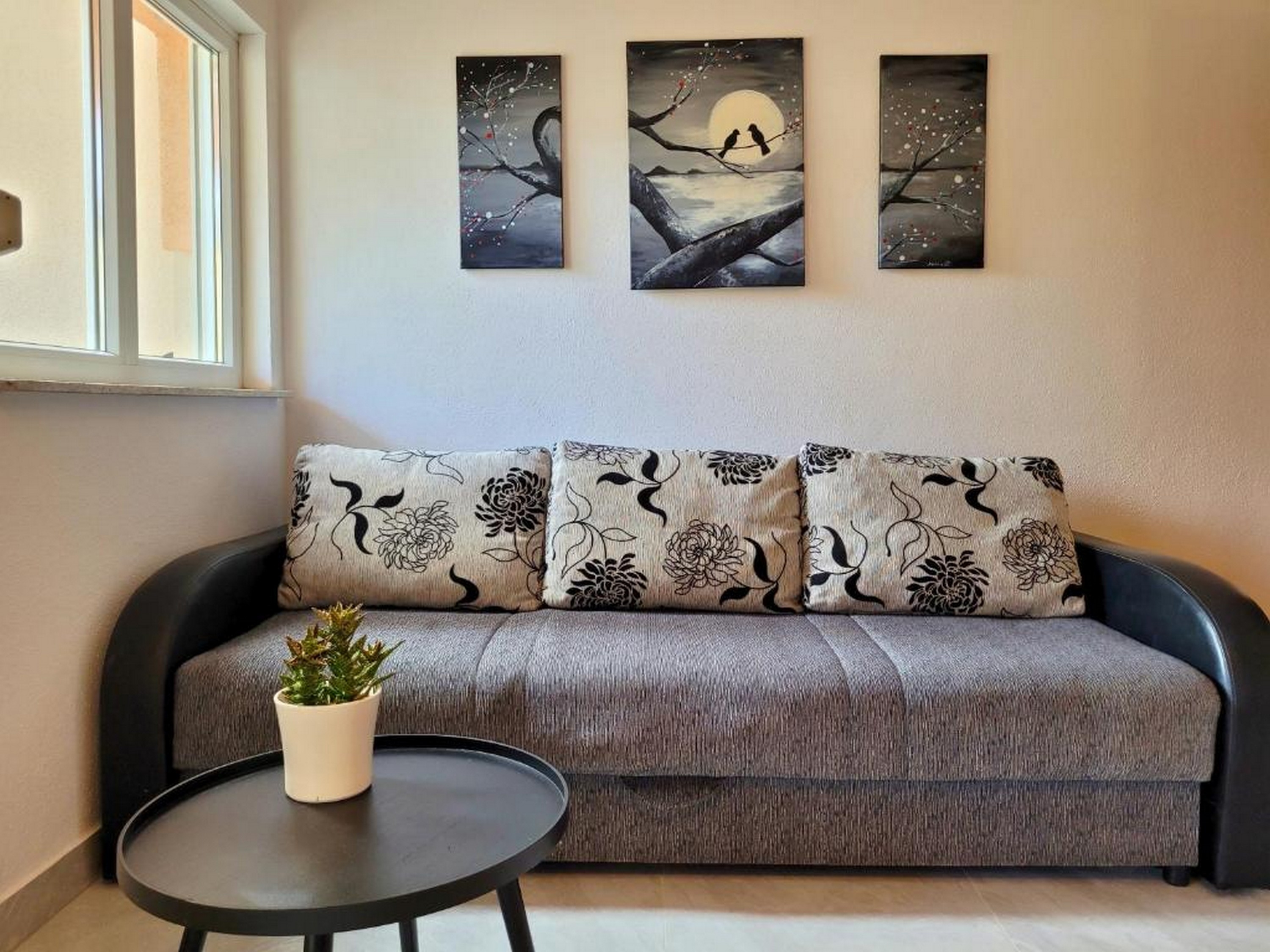 One bedroom apartment with terrace Vir  A-b