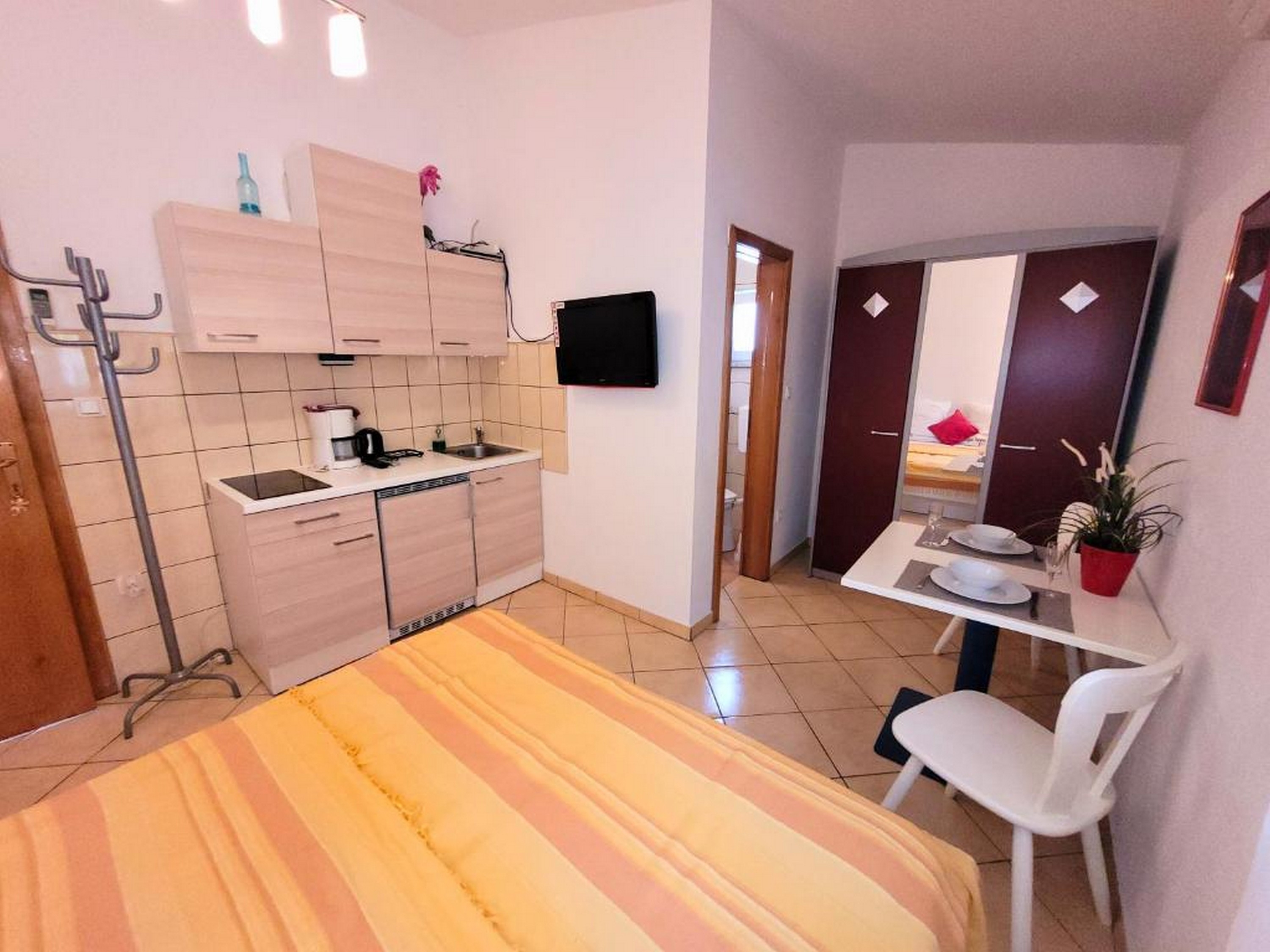 Studio flat with air-conditioning Vir  AS-a