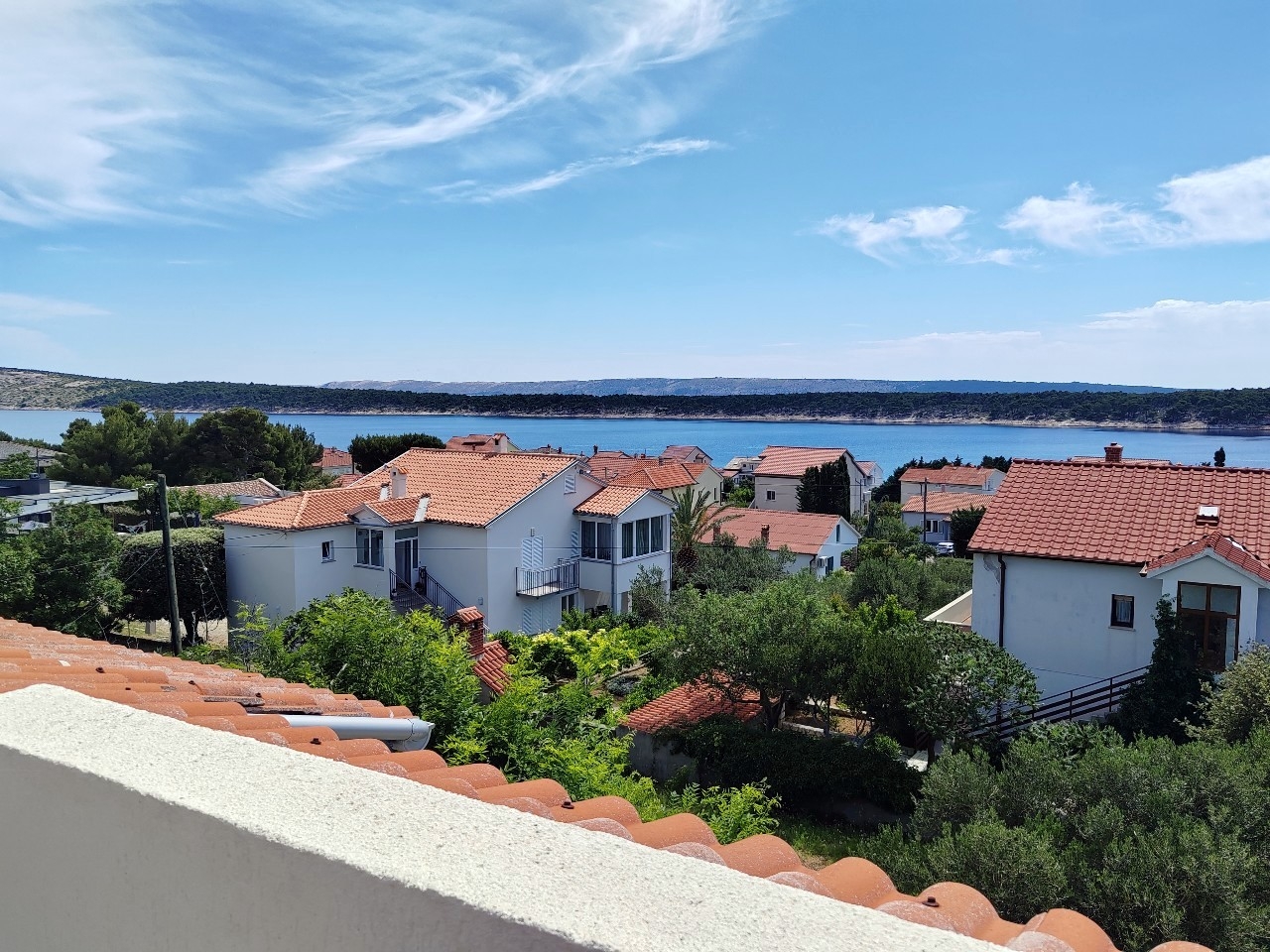 Three bedroom apartment with balcony and sea view Barbat, Rab  A-c