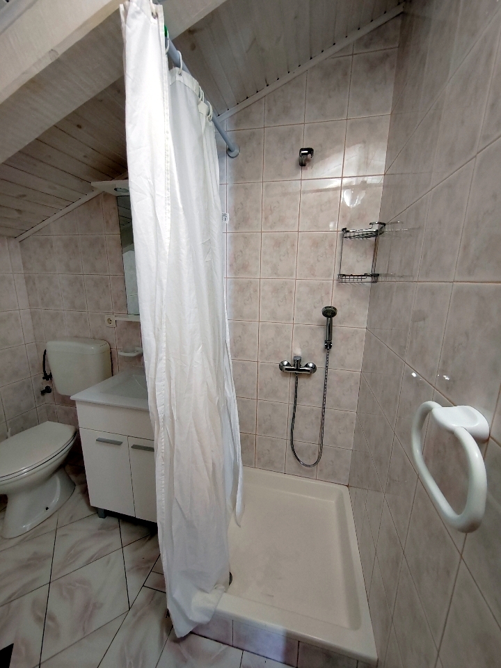 Three bedroom apartment with balcony and sea view Barbat, Rab  A-c