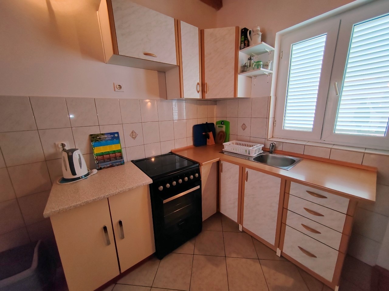 Three bedroom apartment with balcony and sea view Barbat, Rab  A-c
