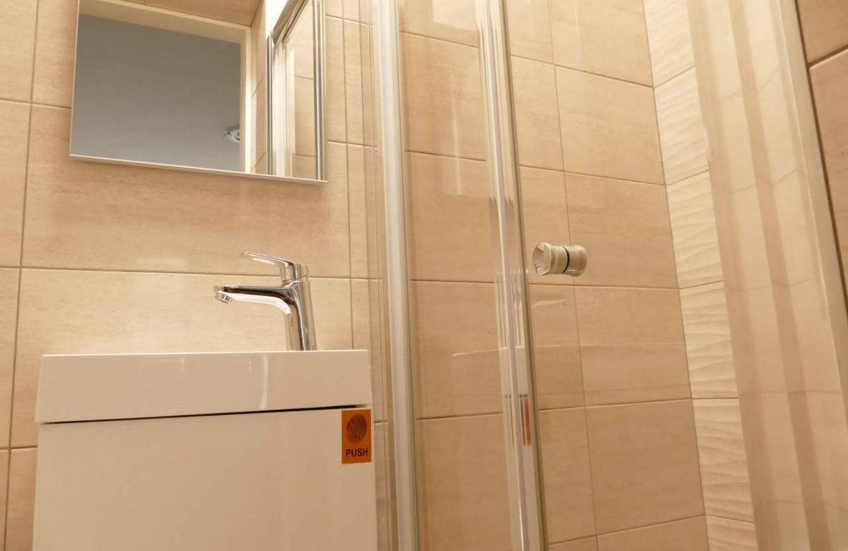 Two bedroom apartment with terrace Barbat, Rab  A-a