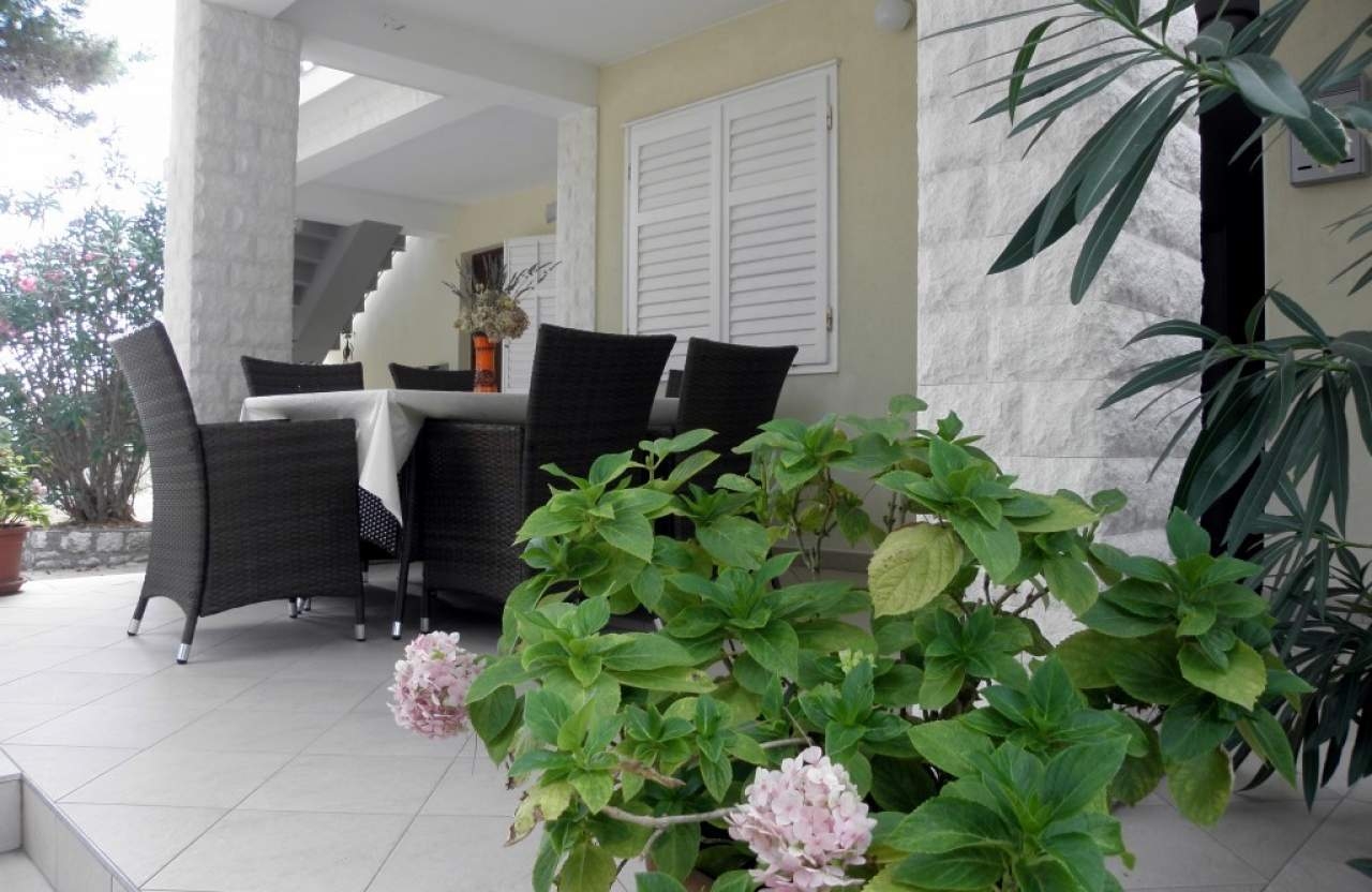 Two bedroom apartment with terrace Barbat (Rab) (A-22754-a) Two bedroom apartment with terrace Barbat (Rab) (A-22754-a)