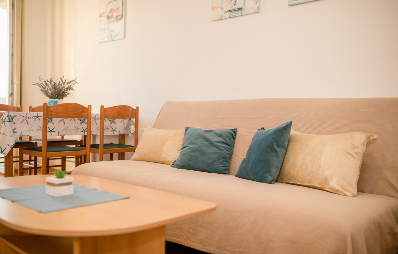 Two bedroom apartment near beach Barbat (Rab) (A-22757-a)