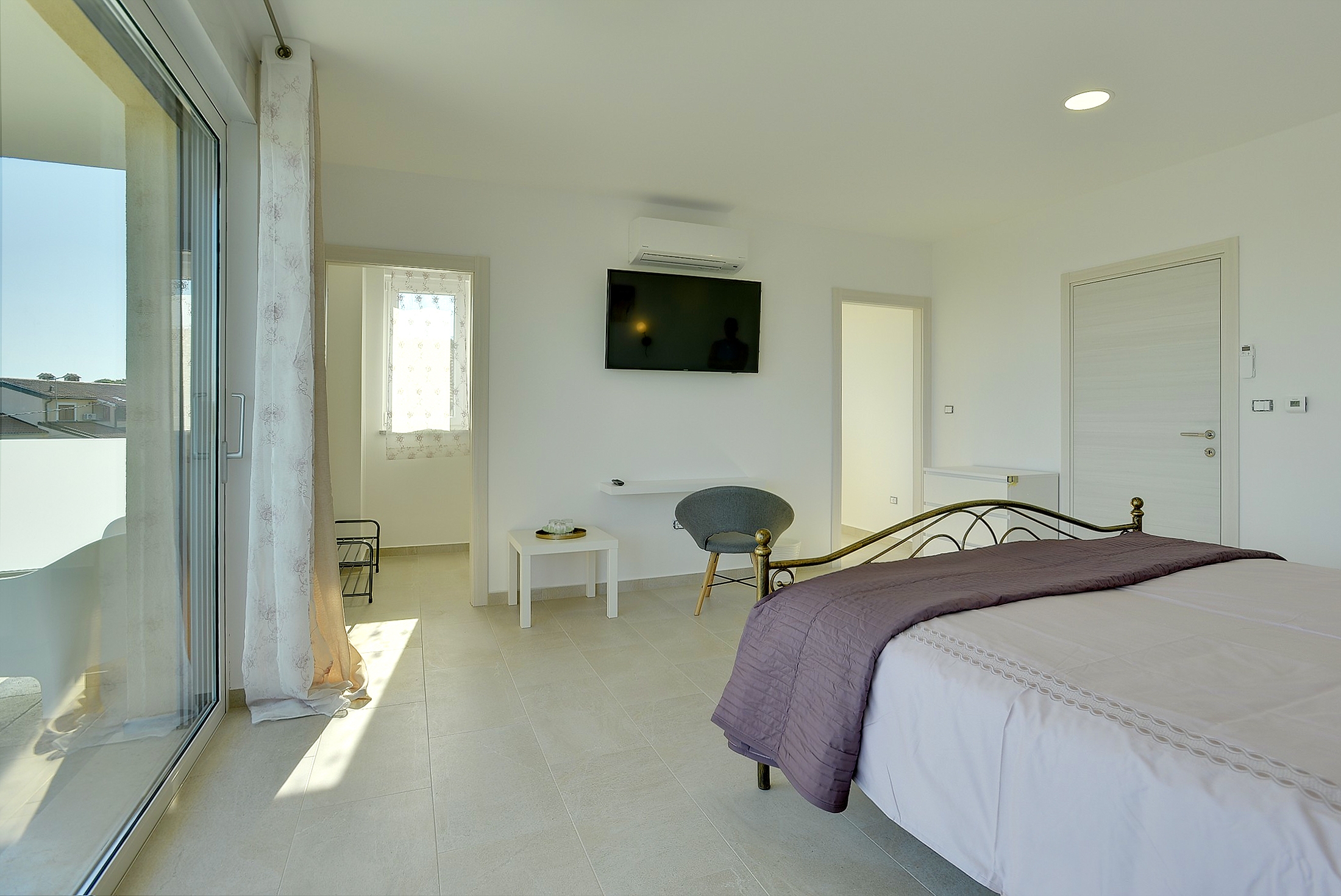 Two bedroom house with terrace and sea view Barbariga, Fažana  K