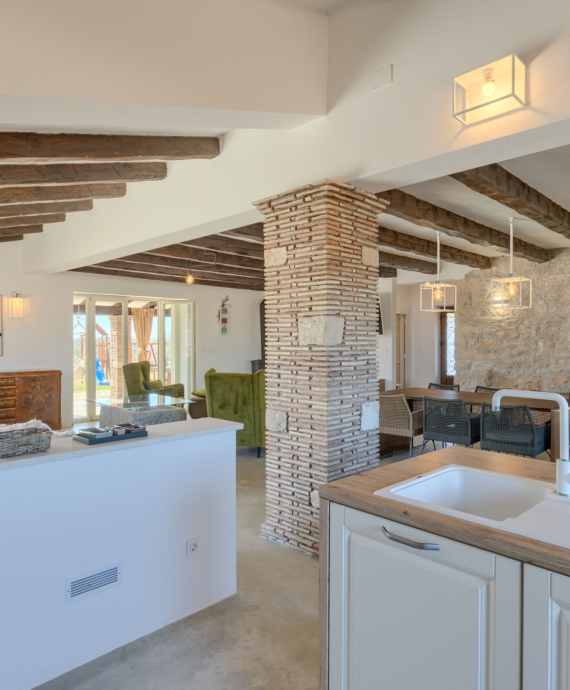 Three bedroom house with terrace Tar, Poreč  K