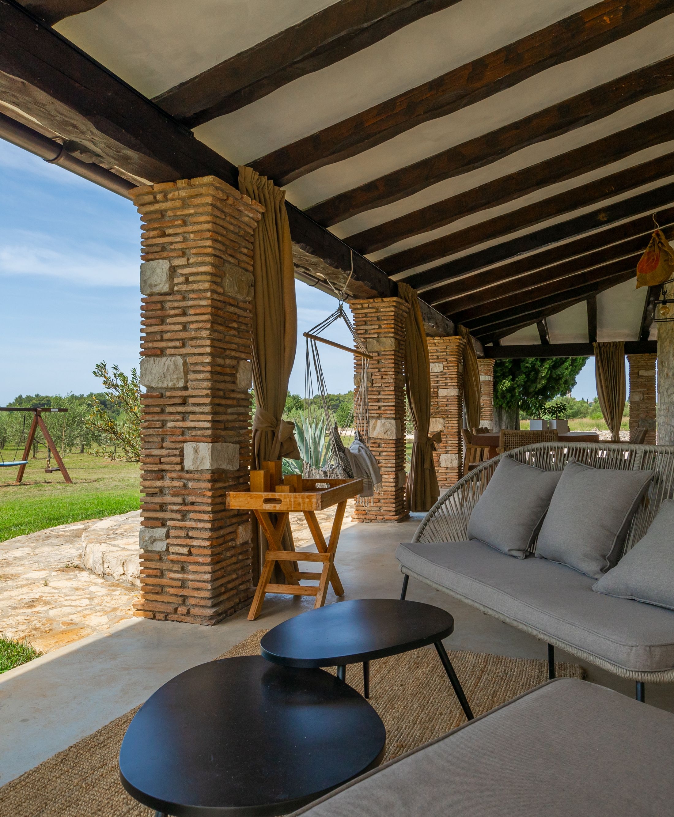 Three bedroom house with terrace Tar, Poreč  K