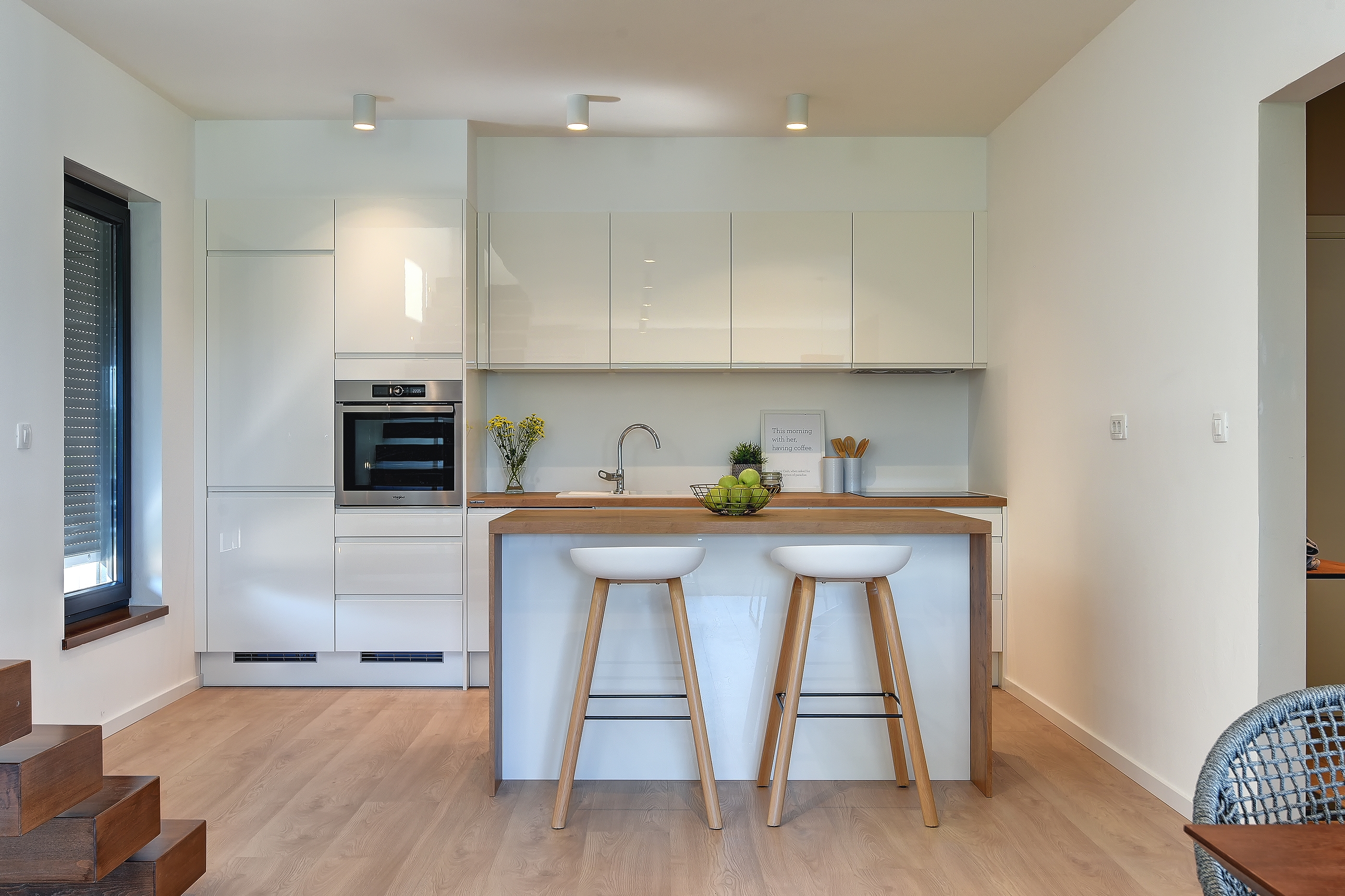 Three bedroom house with terrace Loborika, Pula  K