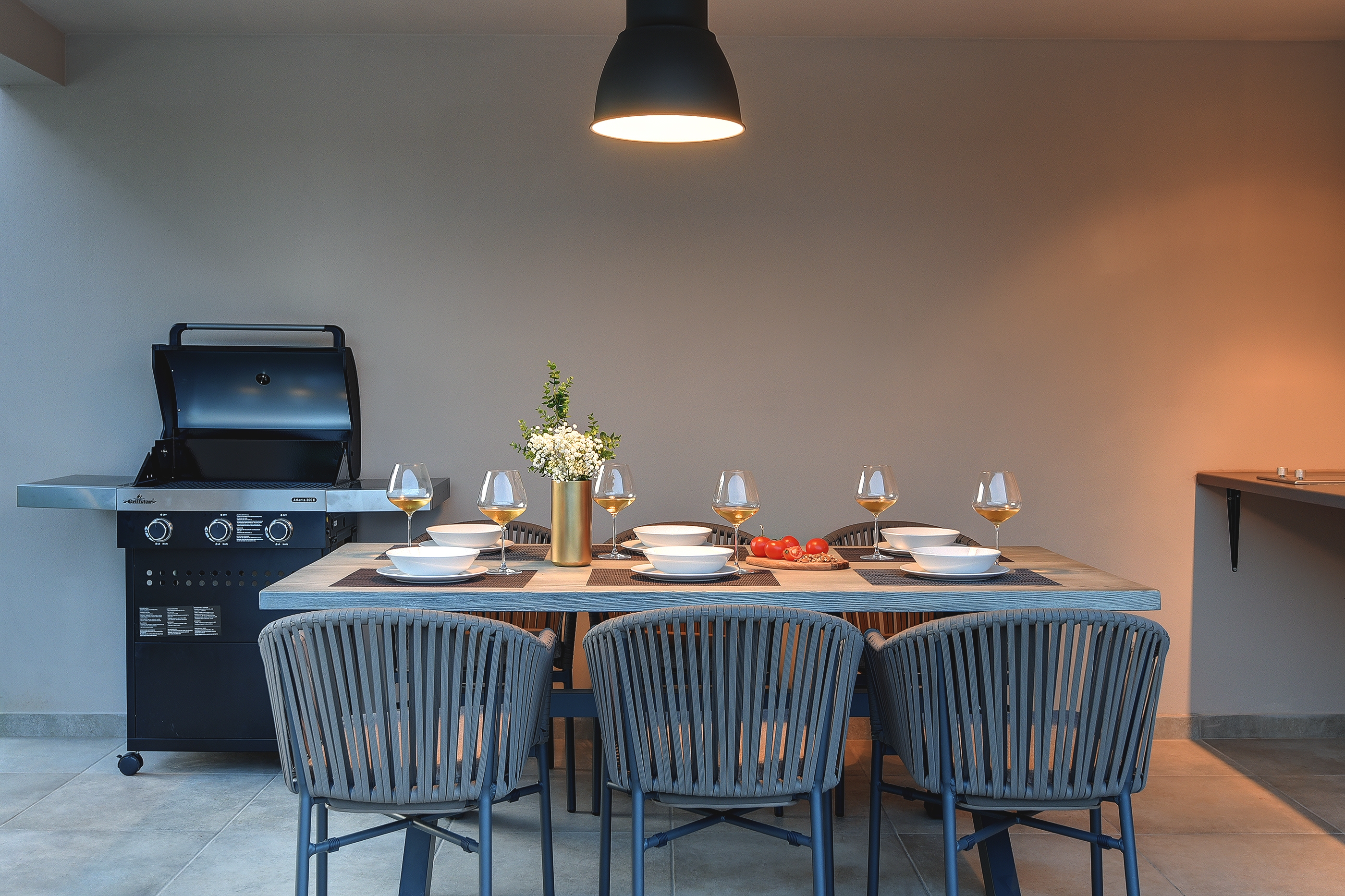 Three bedroom house with terrace Loborika, Pula  K