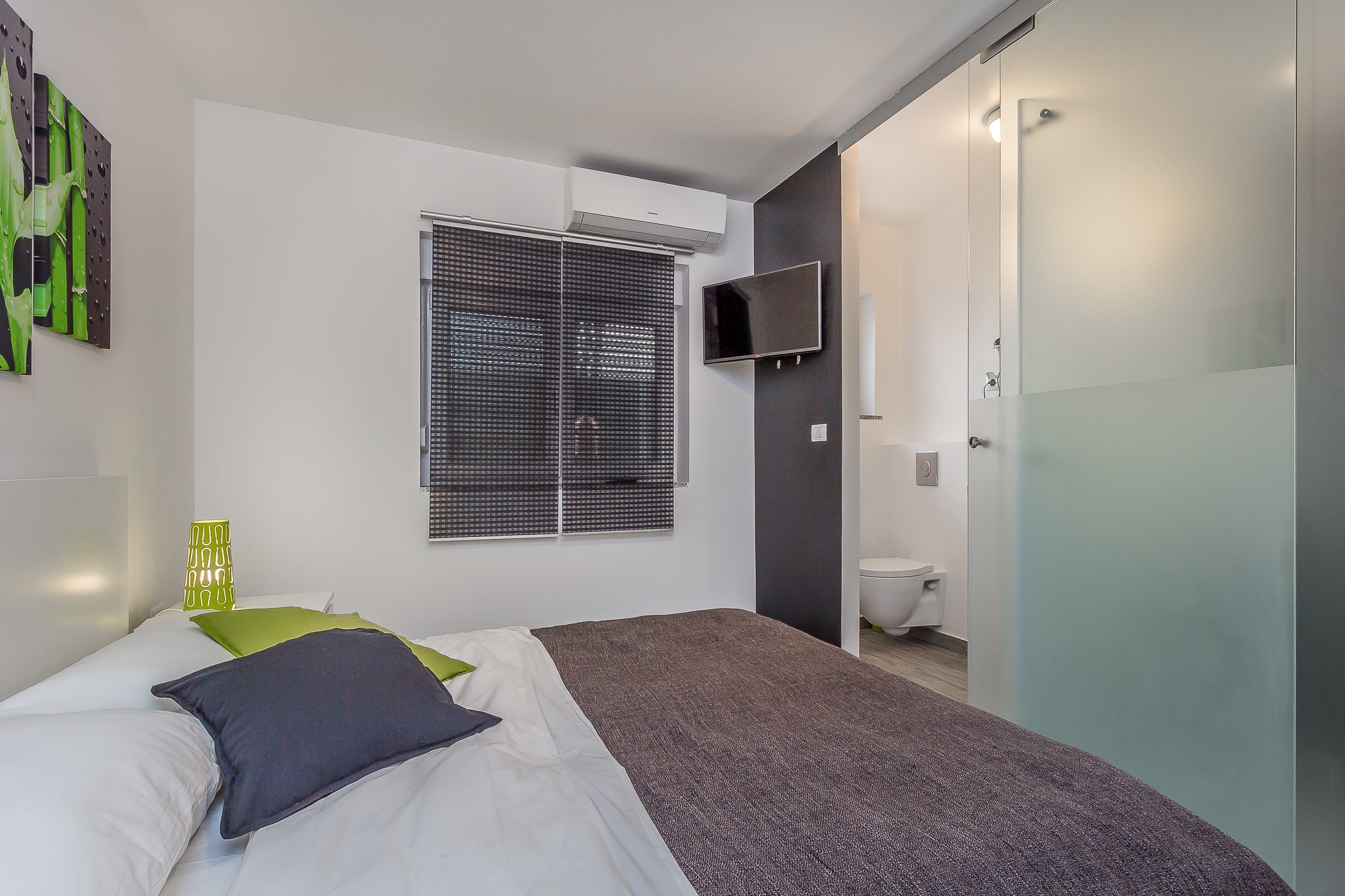 Two bedroom apartment with terrace Pješčana Uvala, Pula  A-a