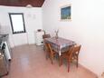 Dining room Valbandon, Dining room in the apartment, air condition available and WiFi.