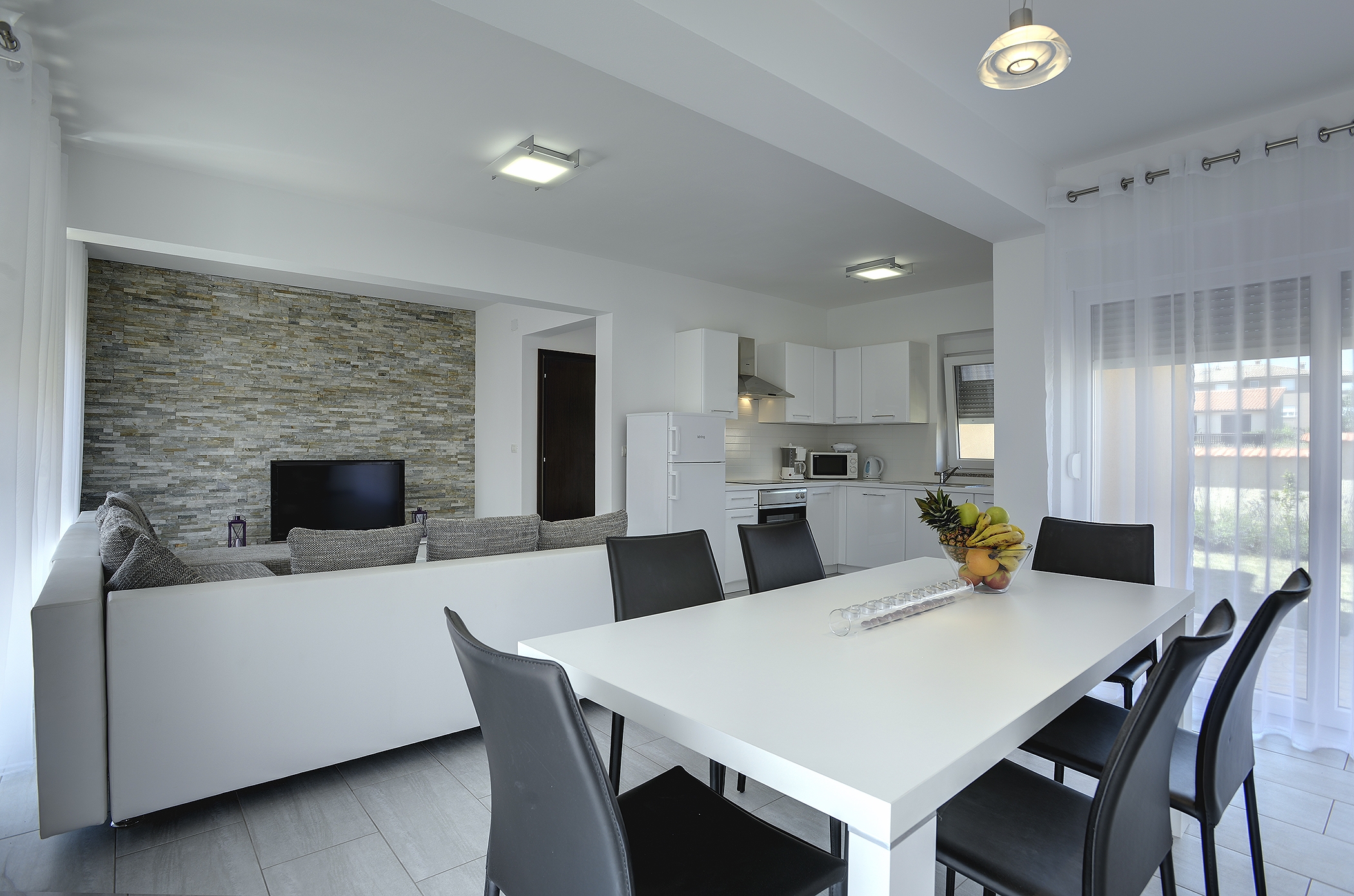 Comfortable and spacious house with terrace Ližnjan, Medulin  K