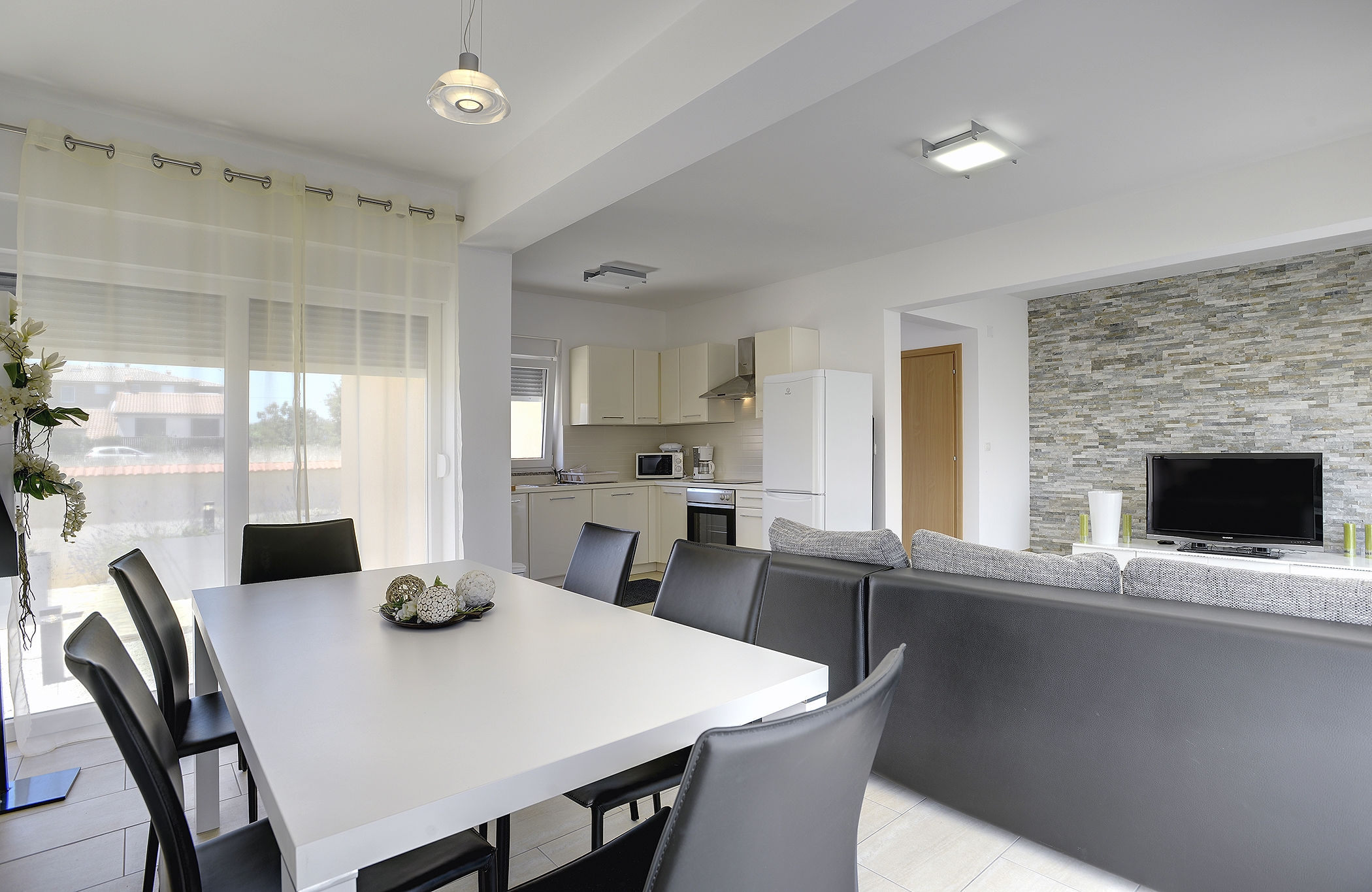 Comfortable and spacious house with terrace Ližnjan, Medulin  K