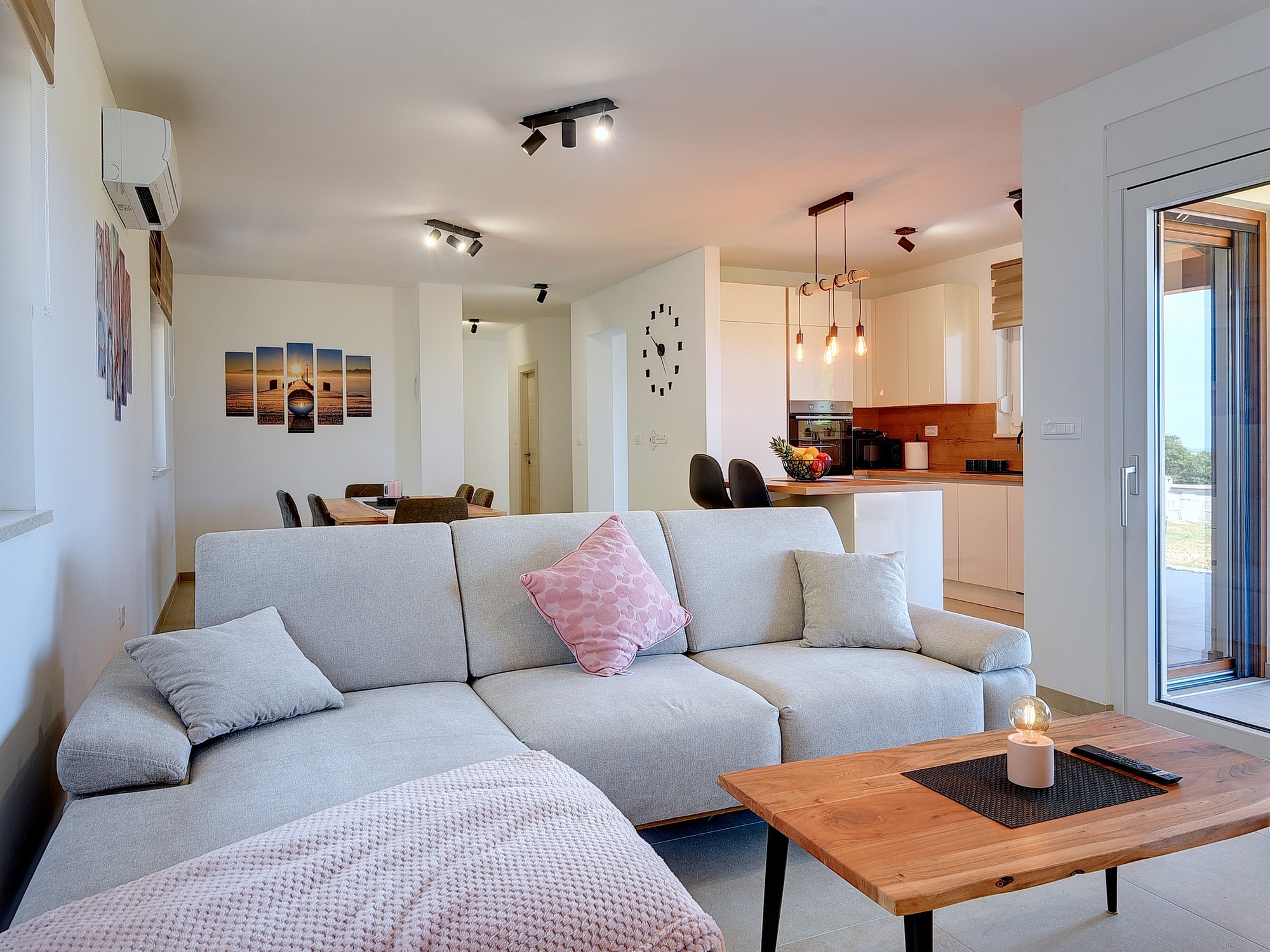 Top Pula Valtura Top Pula Valtura