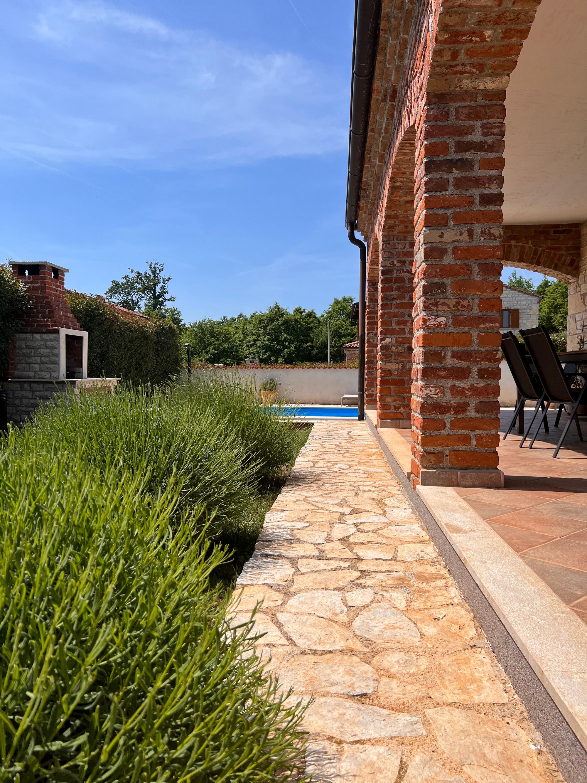 Four bedroom house with terrace and sea view Butkovići, Central Istria - Središnja Istra  K