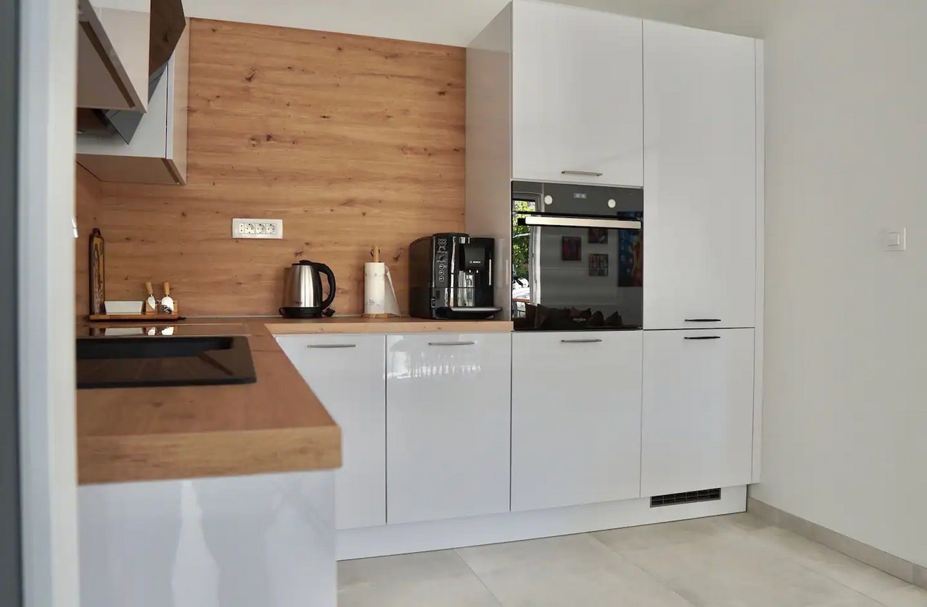 Four bedroom house near beach Mastrinka, Čiovo  K