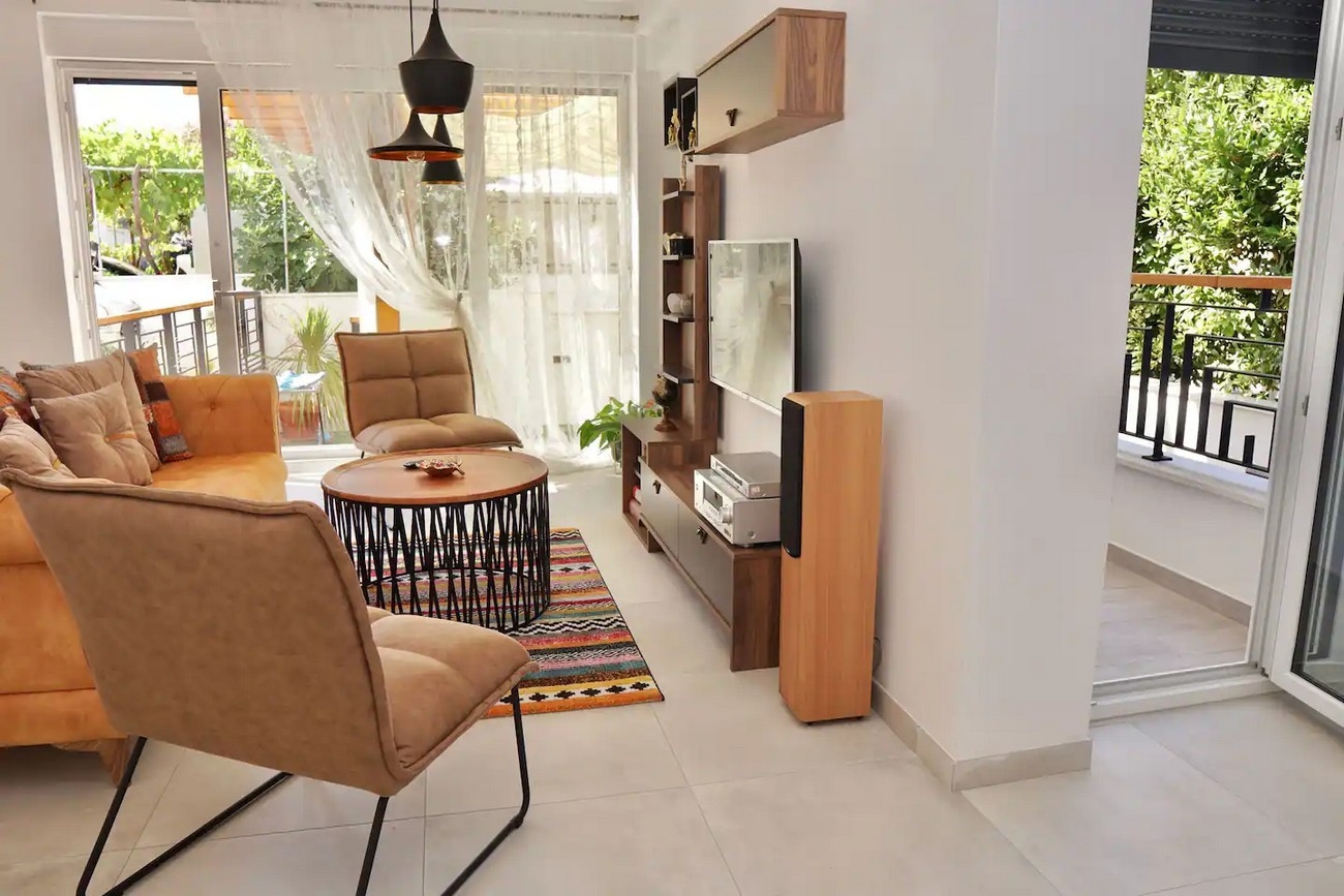 Four bedroom house near beach Mastrinka, Čiovo  K