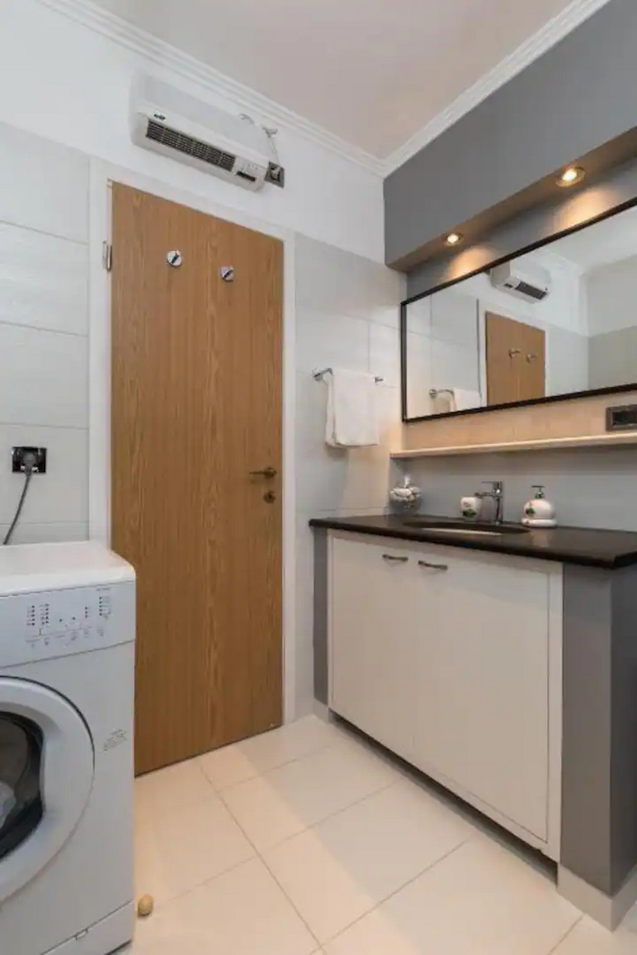 Two bedroom apartment with terrace Mokošica, Dubrovnik  A-a