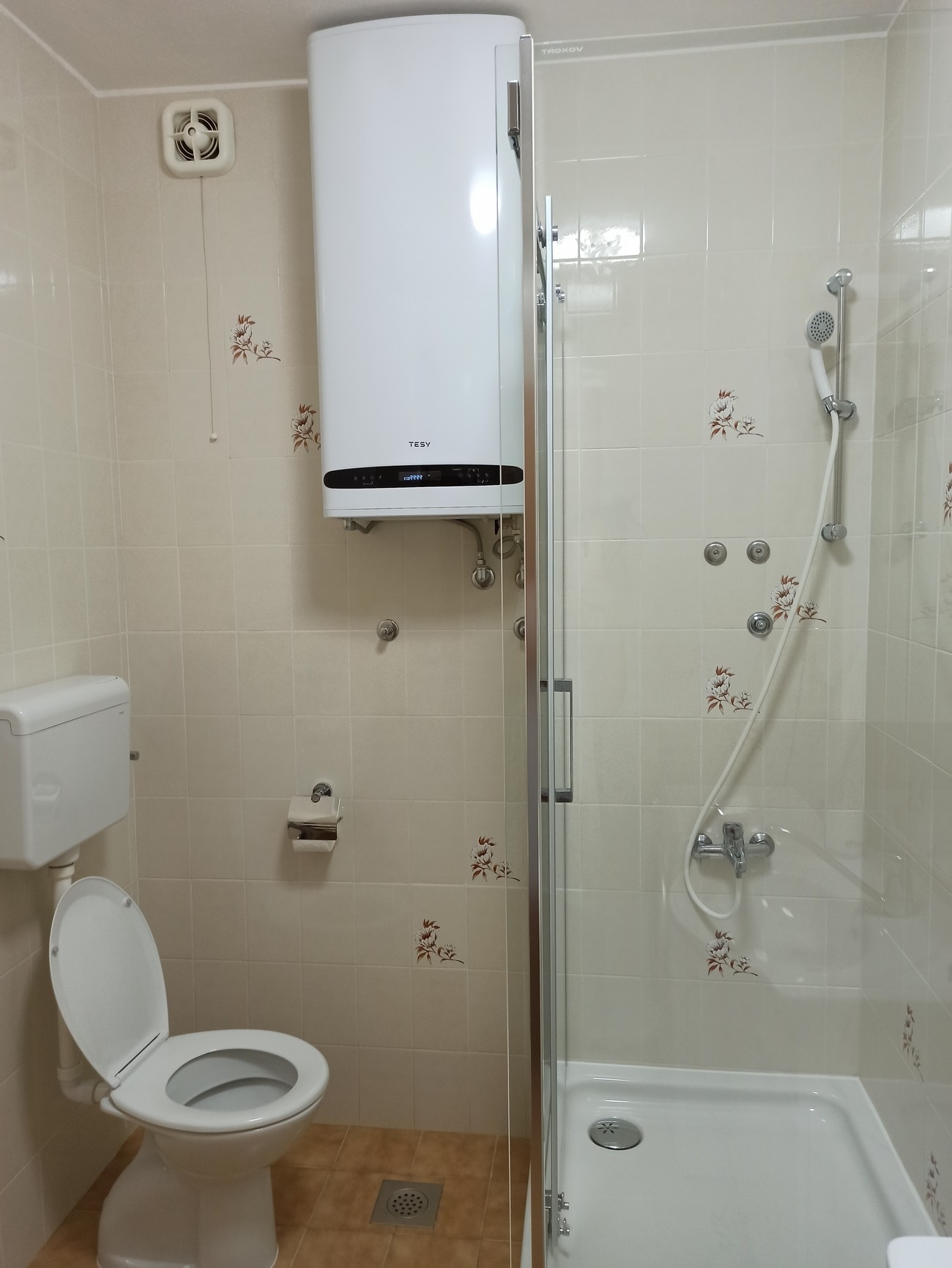 Three bedroom apartment with balcony and sea view Okrug Gornji, Čiovo  A-a