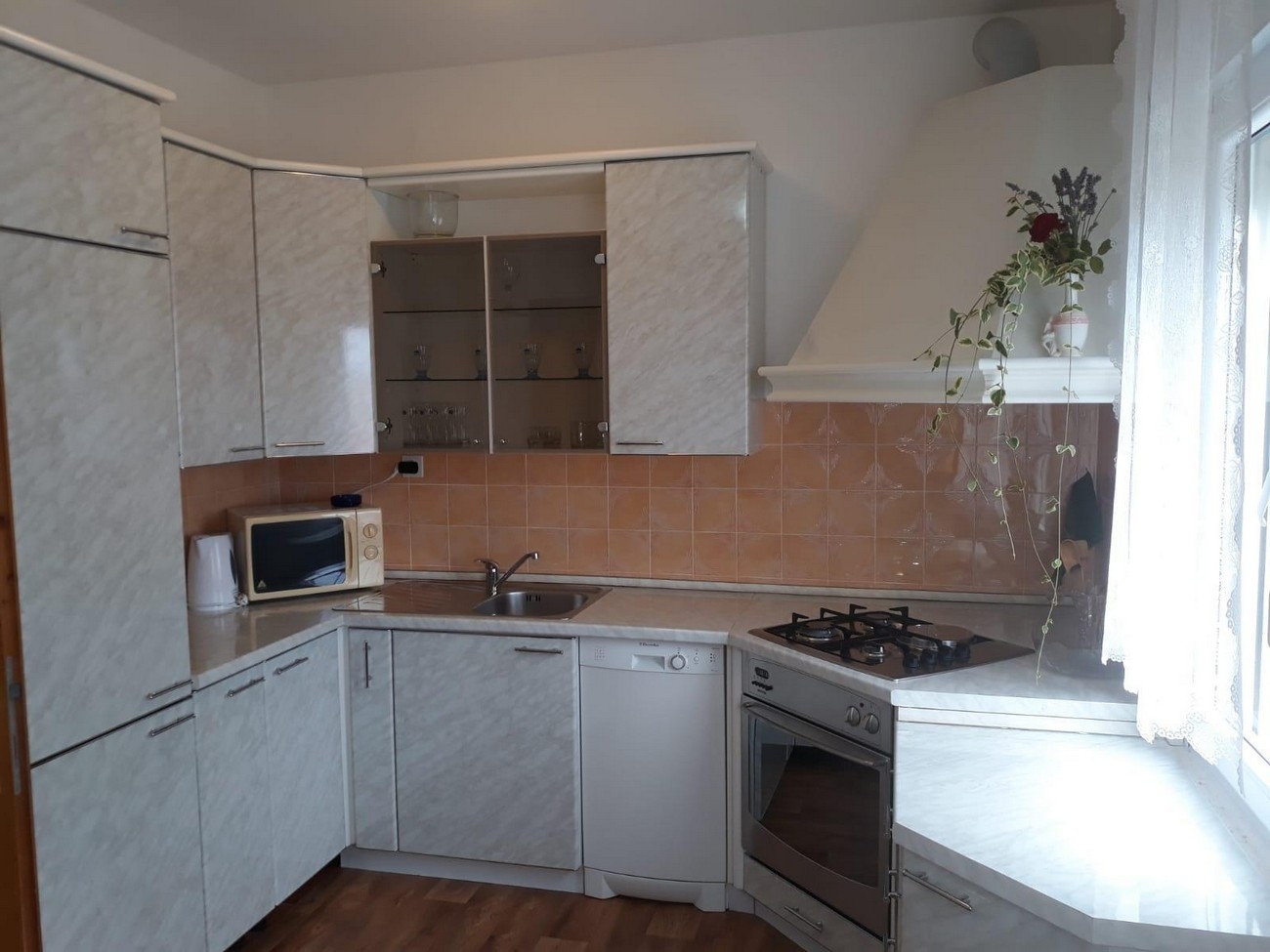 Three bedroom apartment with balcony and sea view Okrug Gornji, Čiovo  A-a