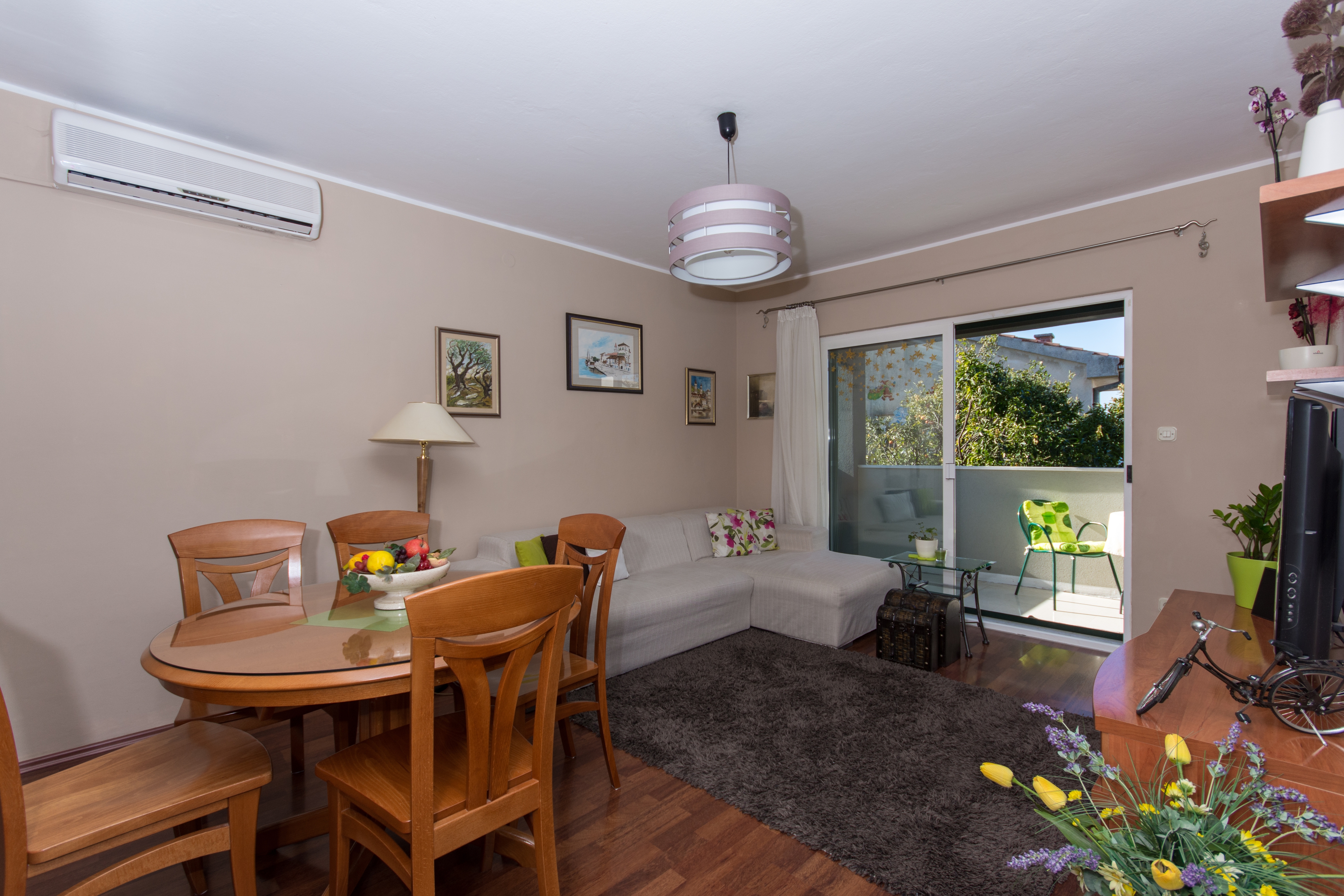 Two bedroom apartment with balcony Okrug Gornji, Čiovo  A-a