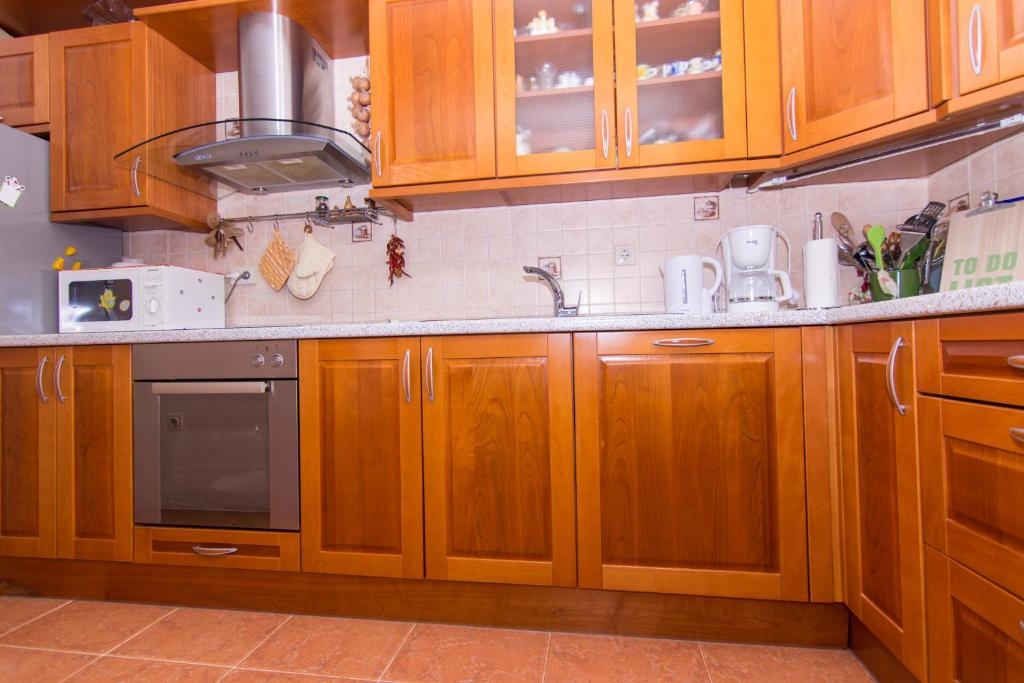 Two bedroom apartment with terrace and sea view Okrug Gornji, Čiovo  A-b