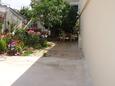 Povljana, Pag, Parkeerplaats 228 - Appartementen with sandy beach.