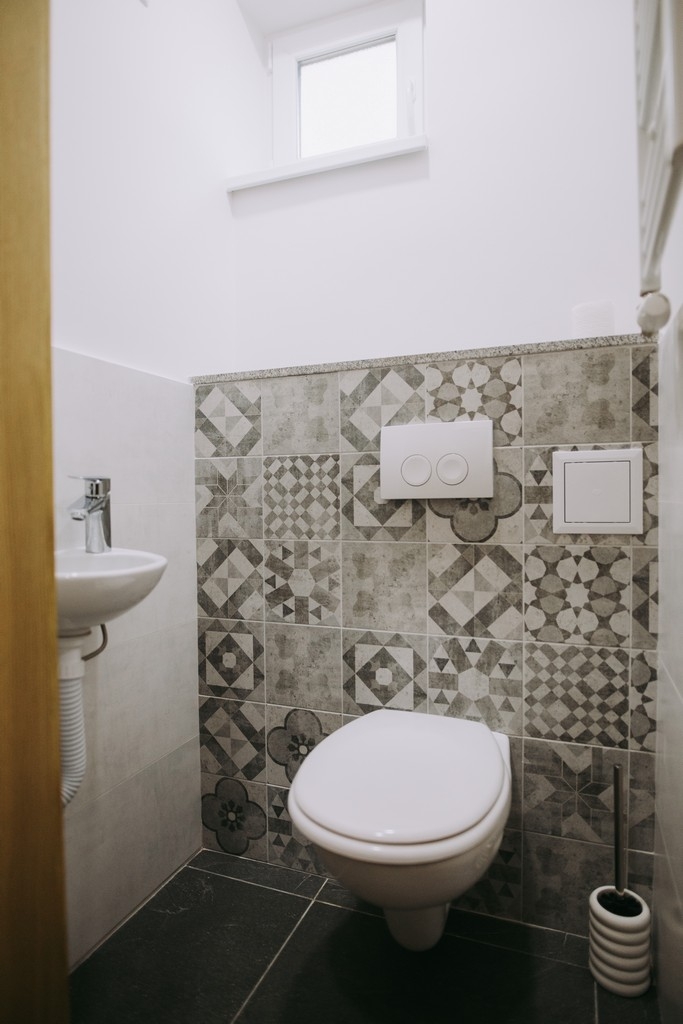 Four bedroom house with terrace Vukovar, Slavonija  K