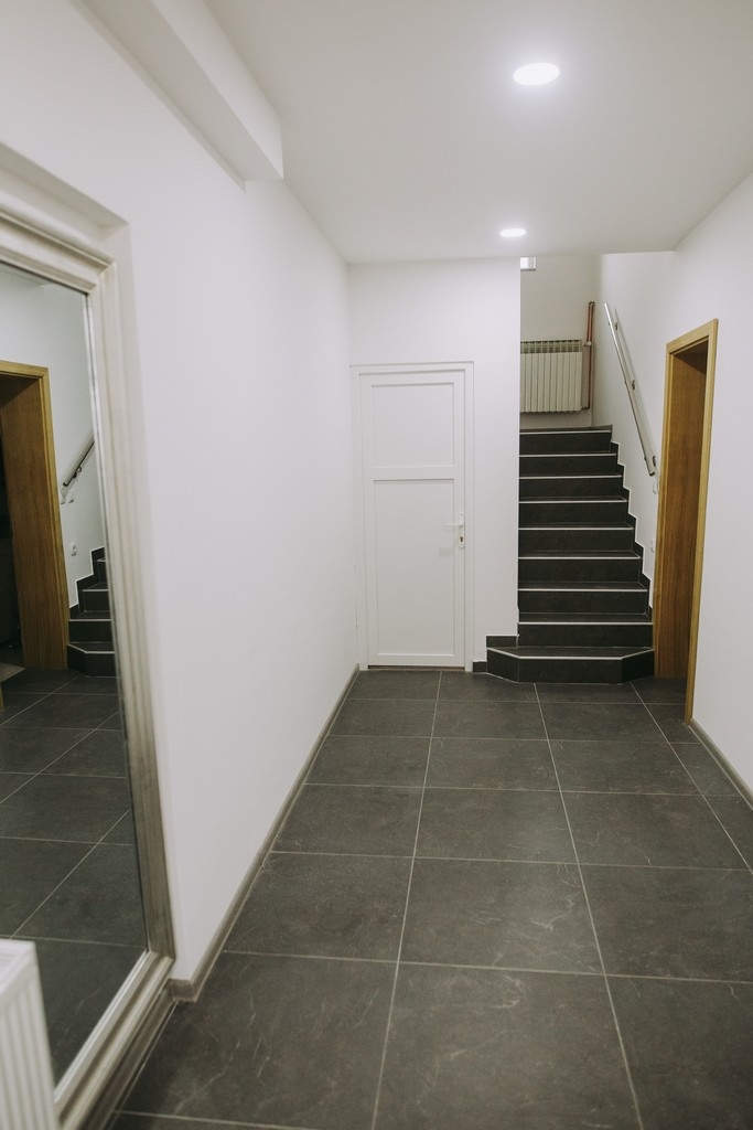 Four bedroom house with terrace Vukovar, Slavonija  K