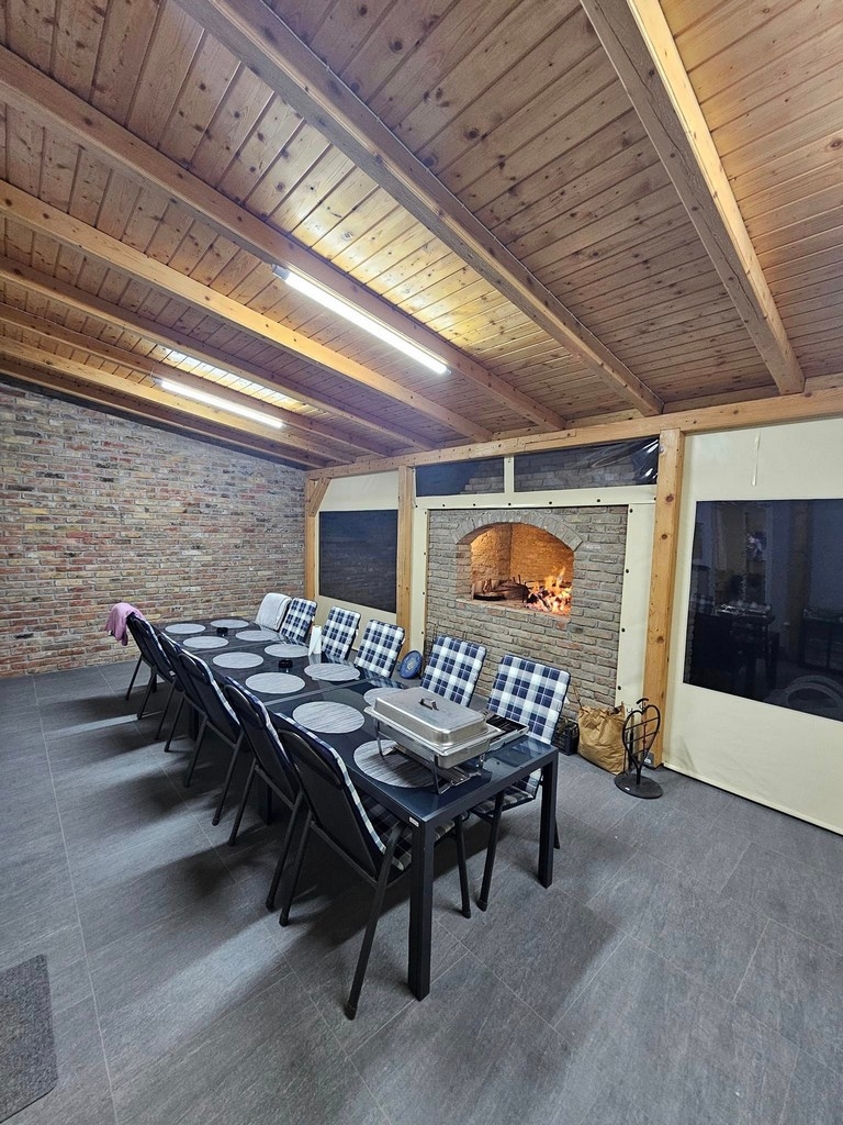 Four bedroom house with terrace Vukovar, Slavonija  K