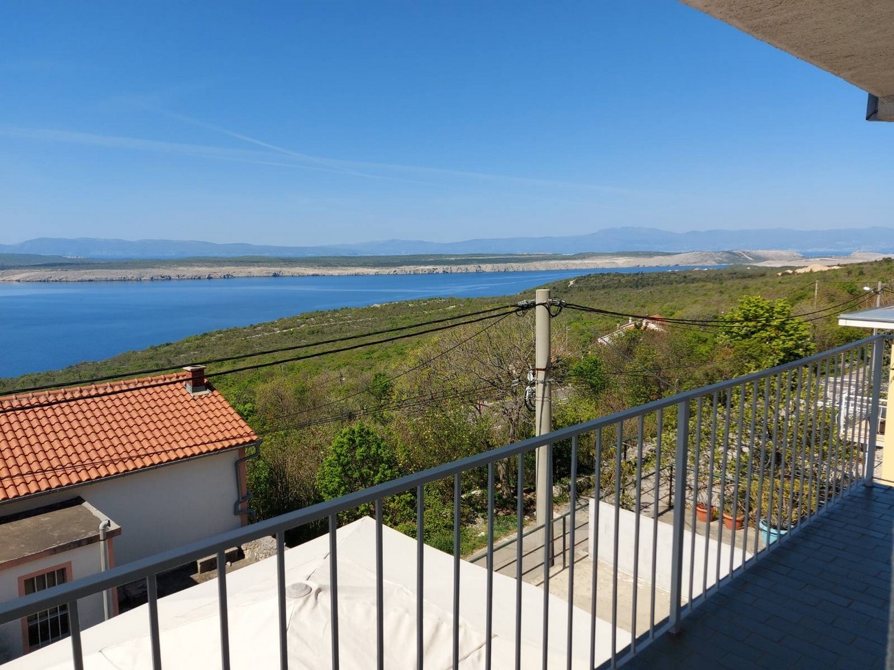 Two bedroom house with terrace and sea view Dramalj, Crikvenica  K