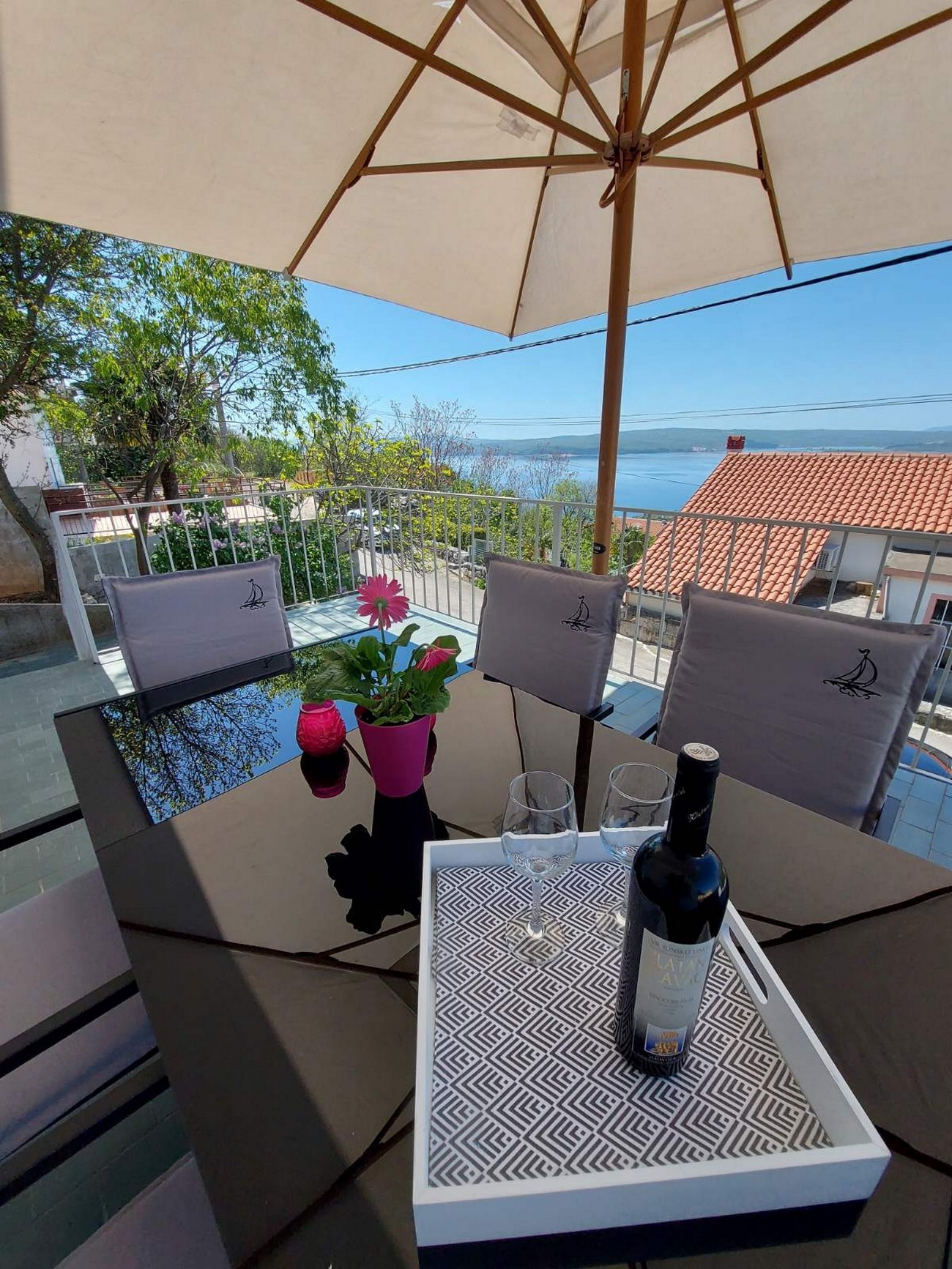 Two bedroom house with terrace and sea view Dramalj, Crikvenica  K