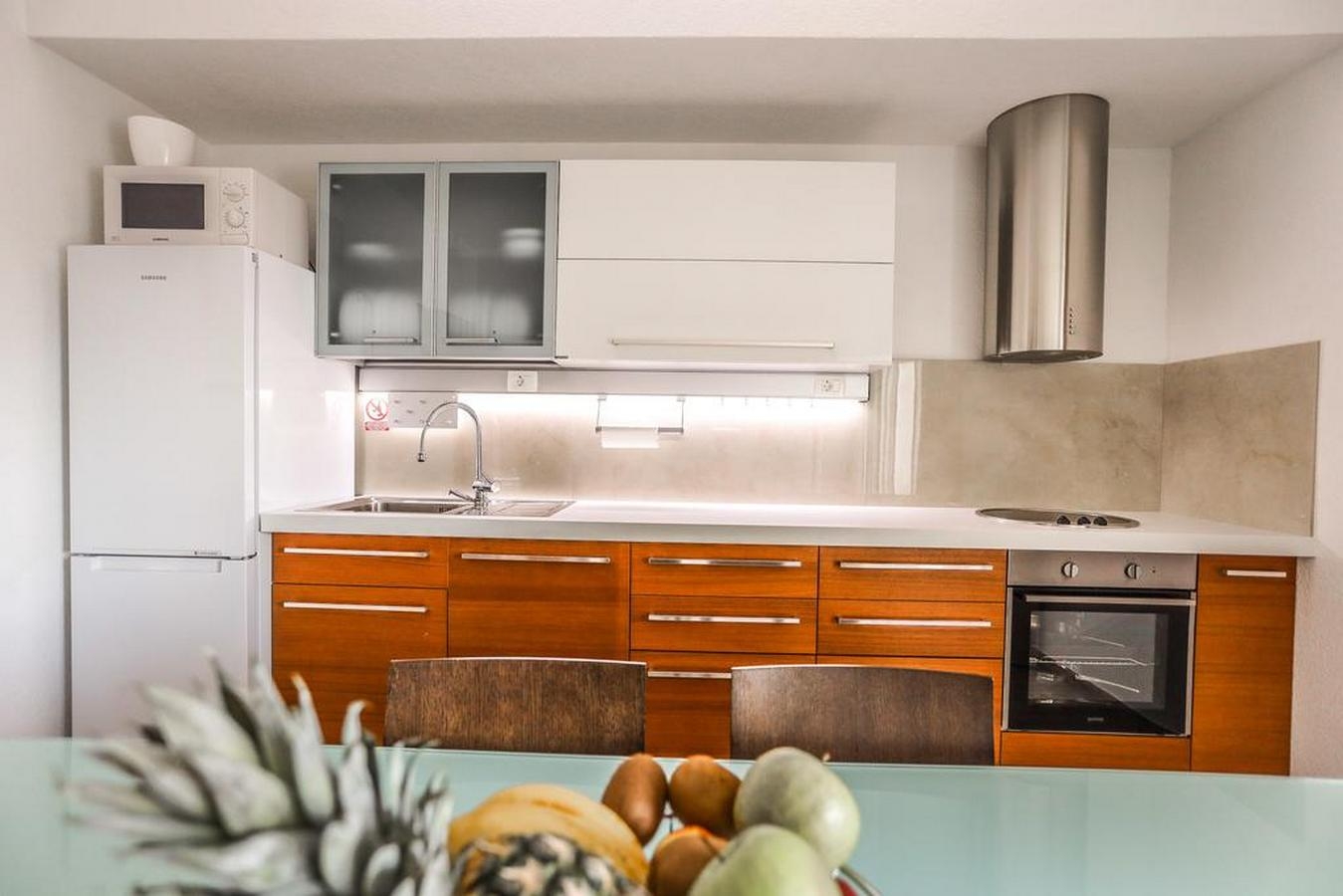 Three bedroom house with terrace Lećevica, Zagora  K