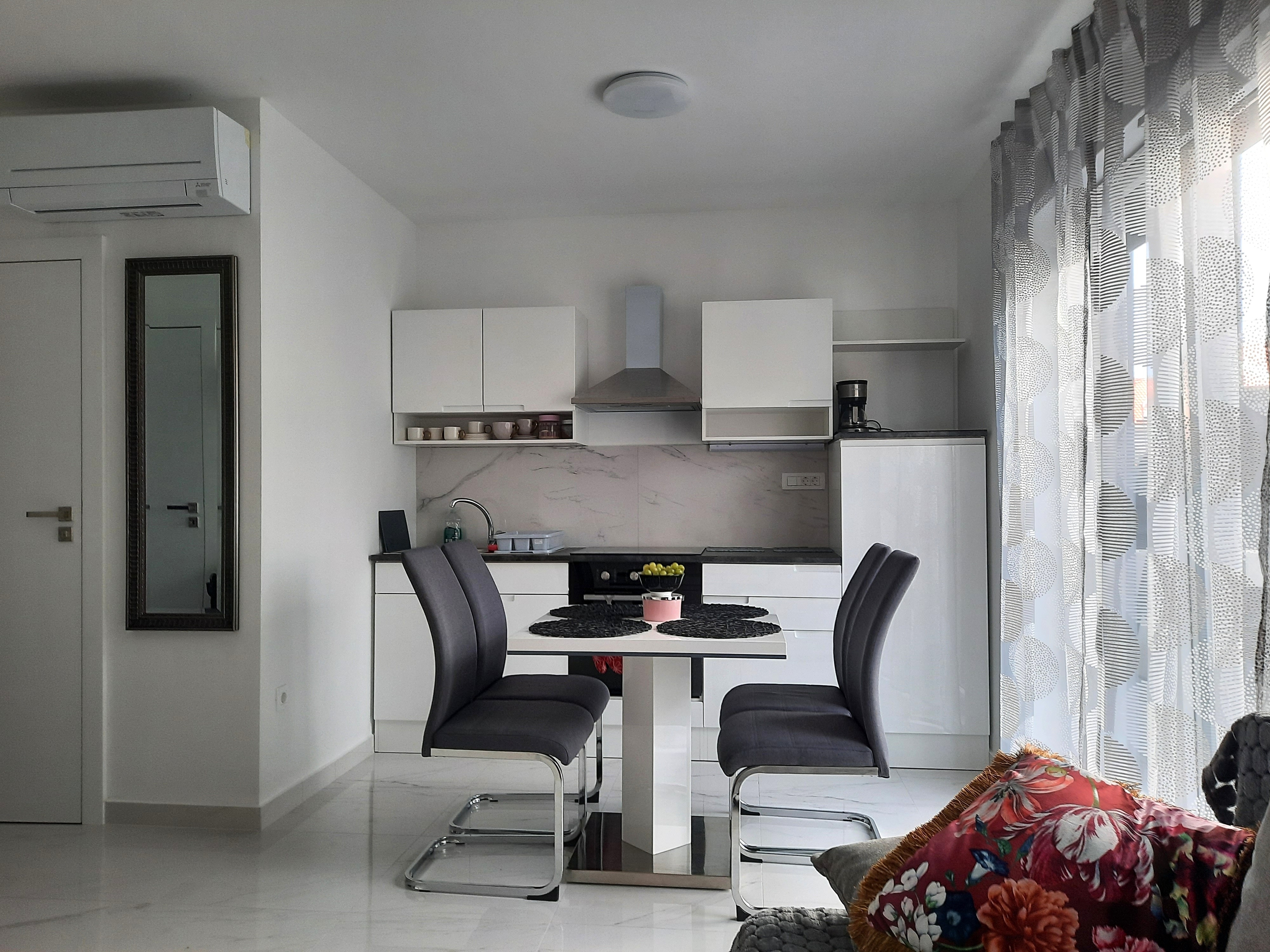 Studio flat with terrace Zadar (AS-22836-a)