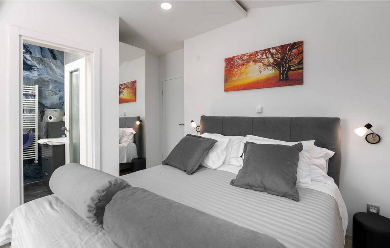 Two bedroom house with terrace Višnjan, Central Istria - Središnja Istra  K
