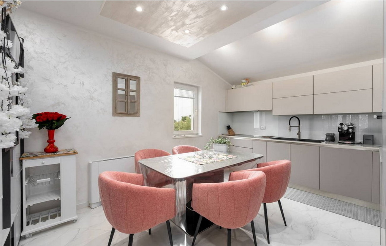 Two bedroom house with terrace Višnjan, Central Istria - Središnja Istra  K