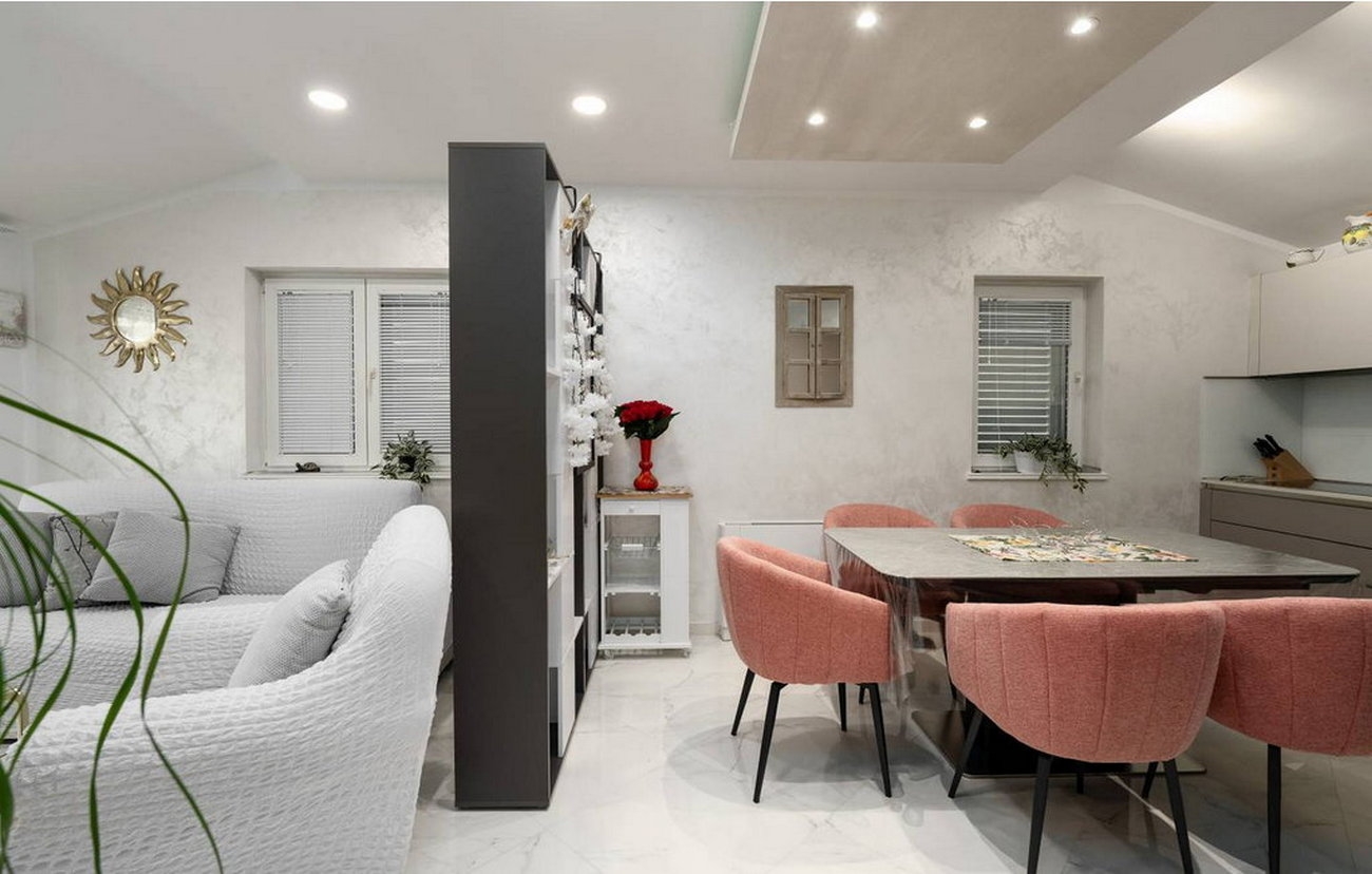 Two bedroom house with terrace Višnjan, Central Istria - Središnja Istra  K