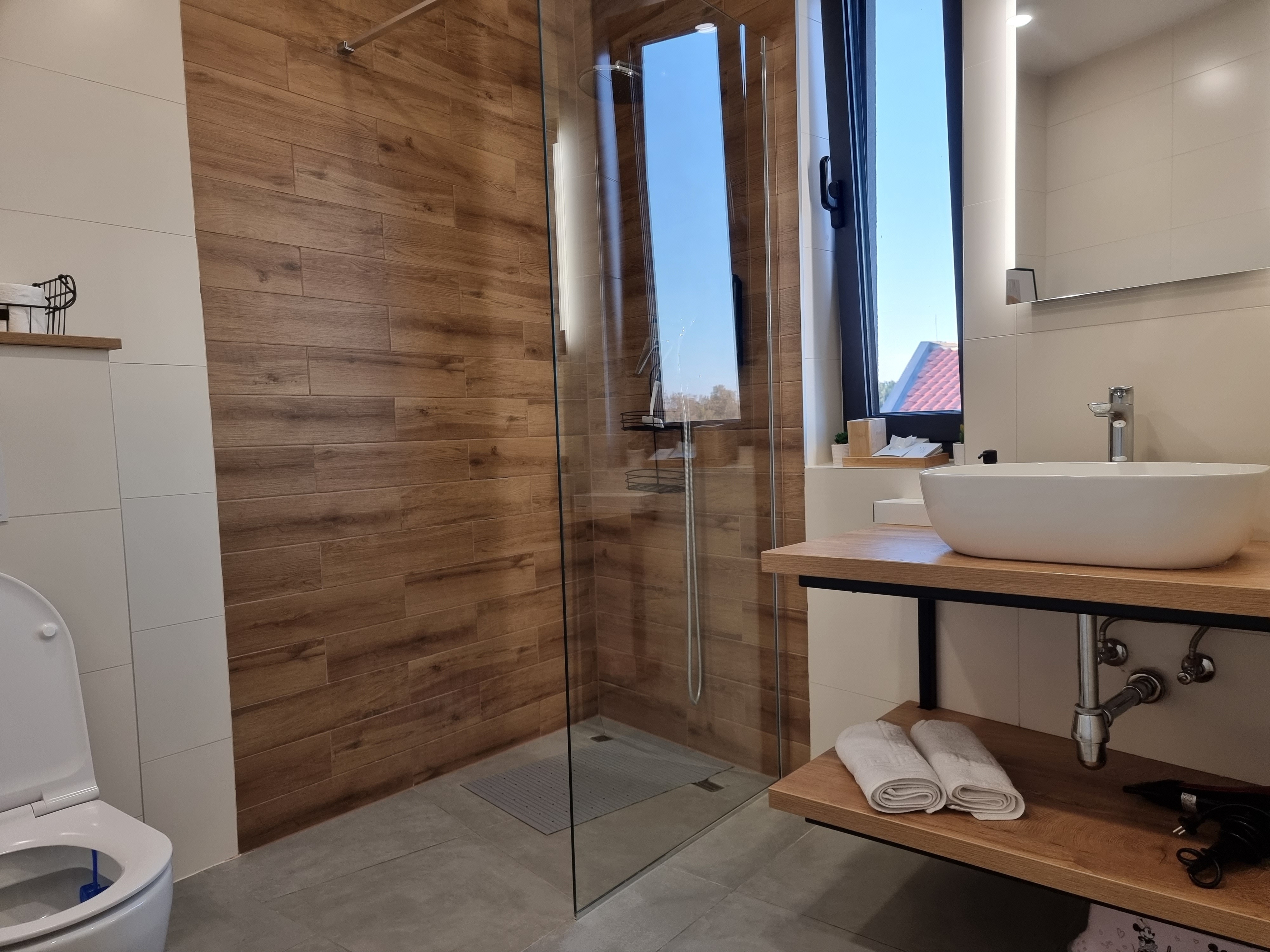 Four bedroom house with terrace and sea view Petrčane, Zadar  K