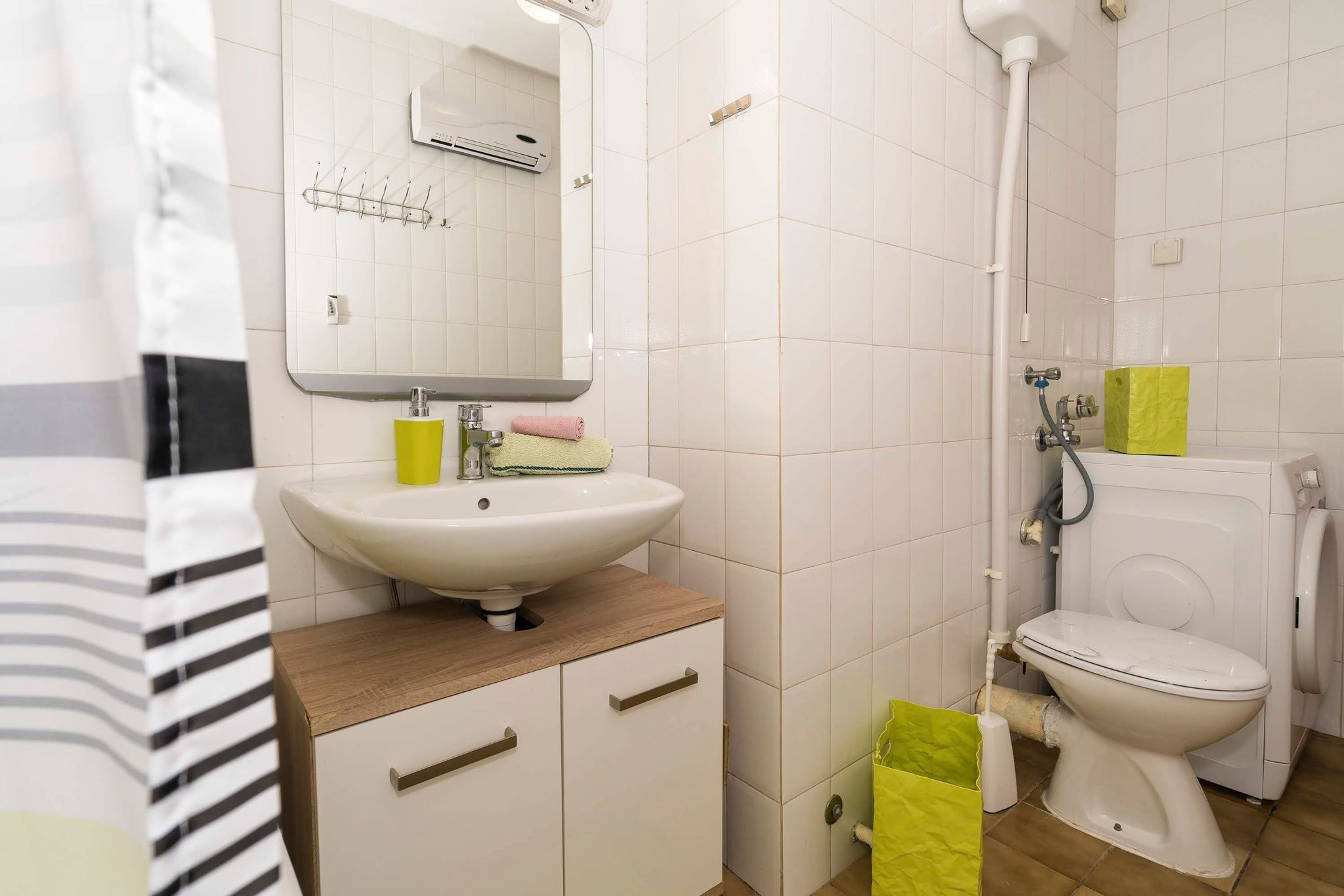 Two bedroom apartment with balcony and sea view Split  A-a