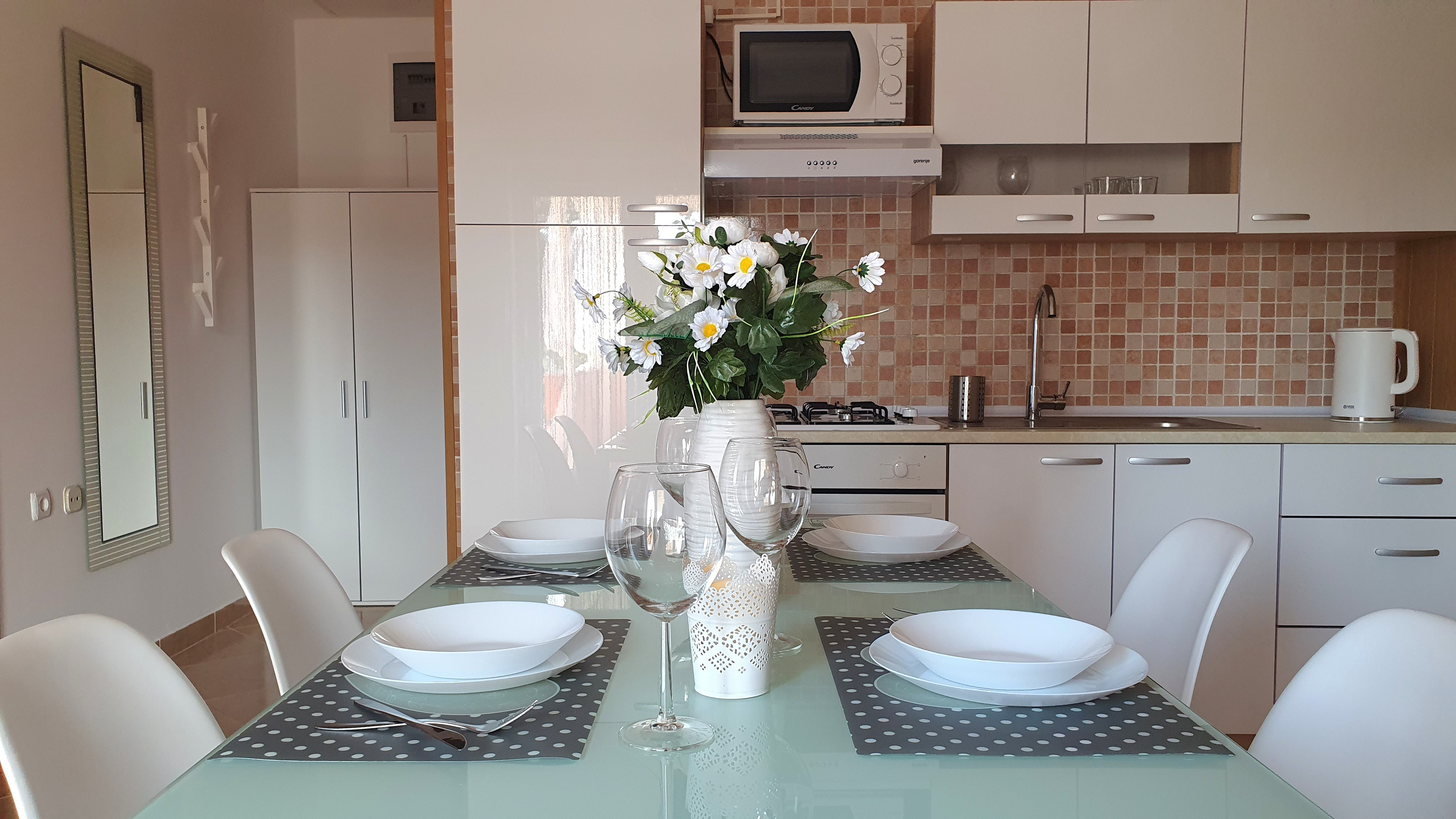 Two bedroom apartment with terrace Pirovac, Šibenik  A-a