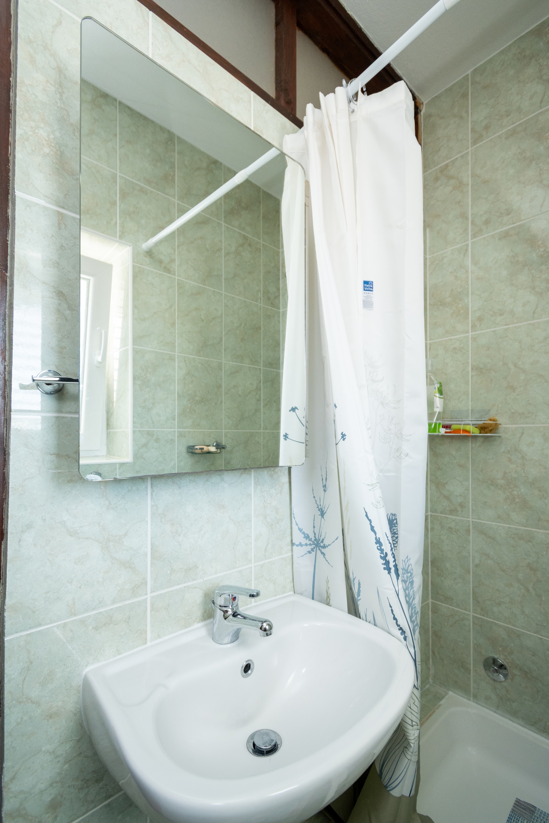 Three bedroom house with terrace and sea view Zubovići, Pag  K