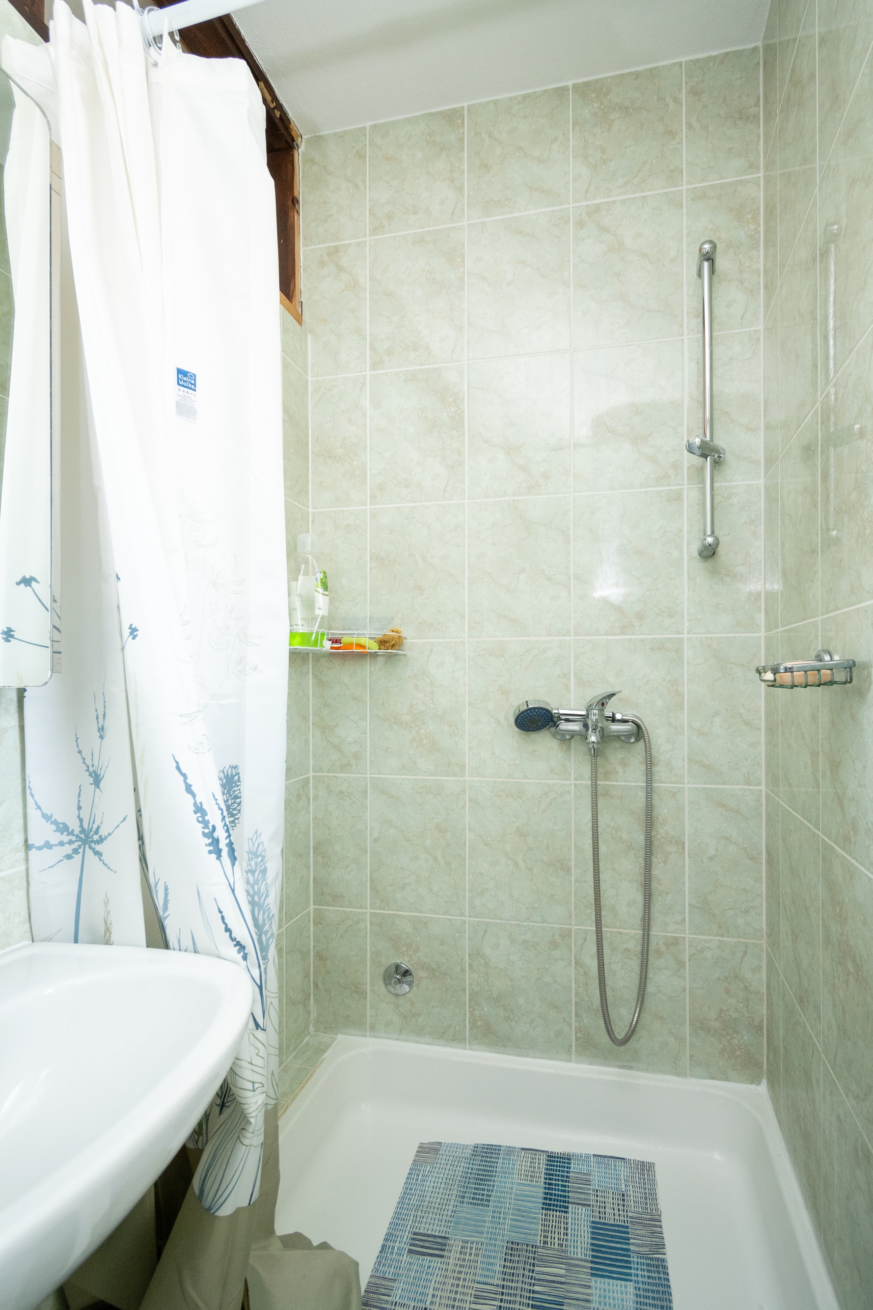 Three bedroom house with terrace and sea view Zubovići, Pag  K