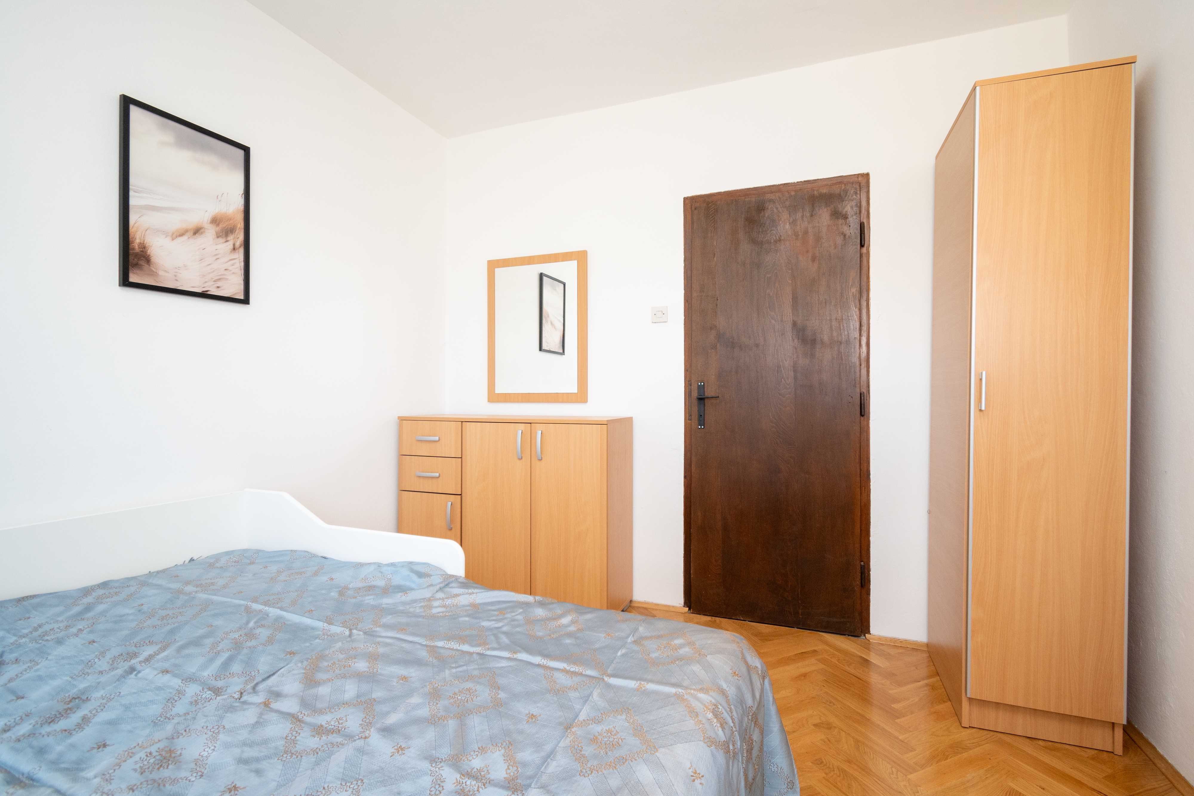Three bedroom house with terrace and sea view Zubovići, Pag  K